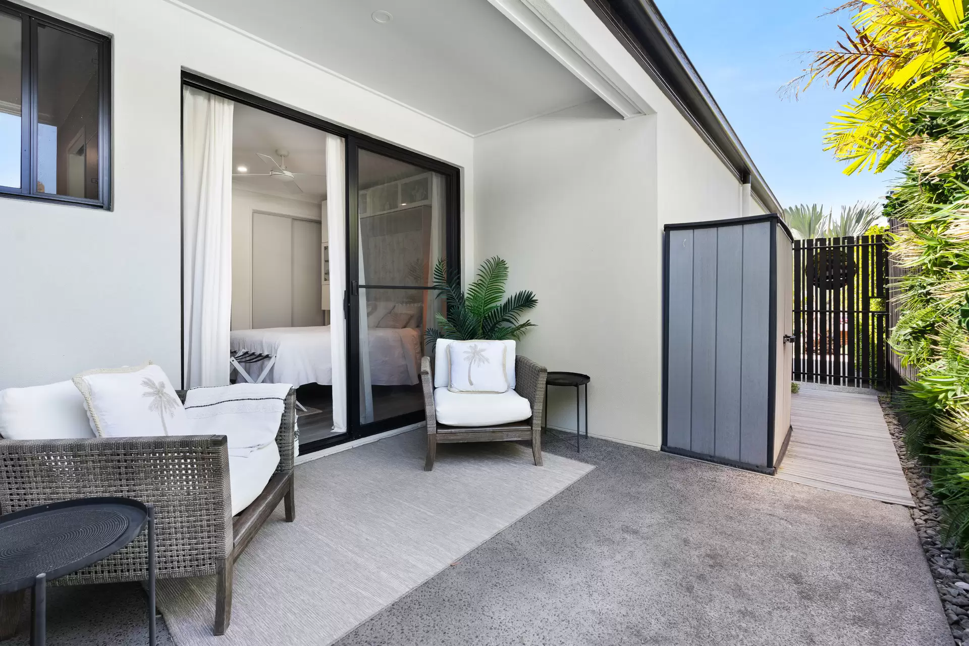 20 Oakmont Court, Peregian Springs Sold by Queensland Sotheby's International Realty - image 1