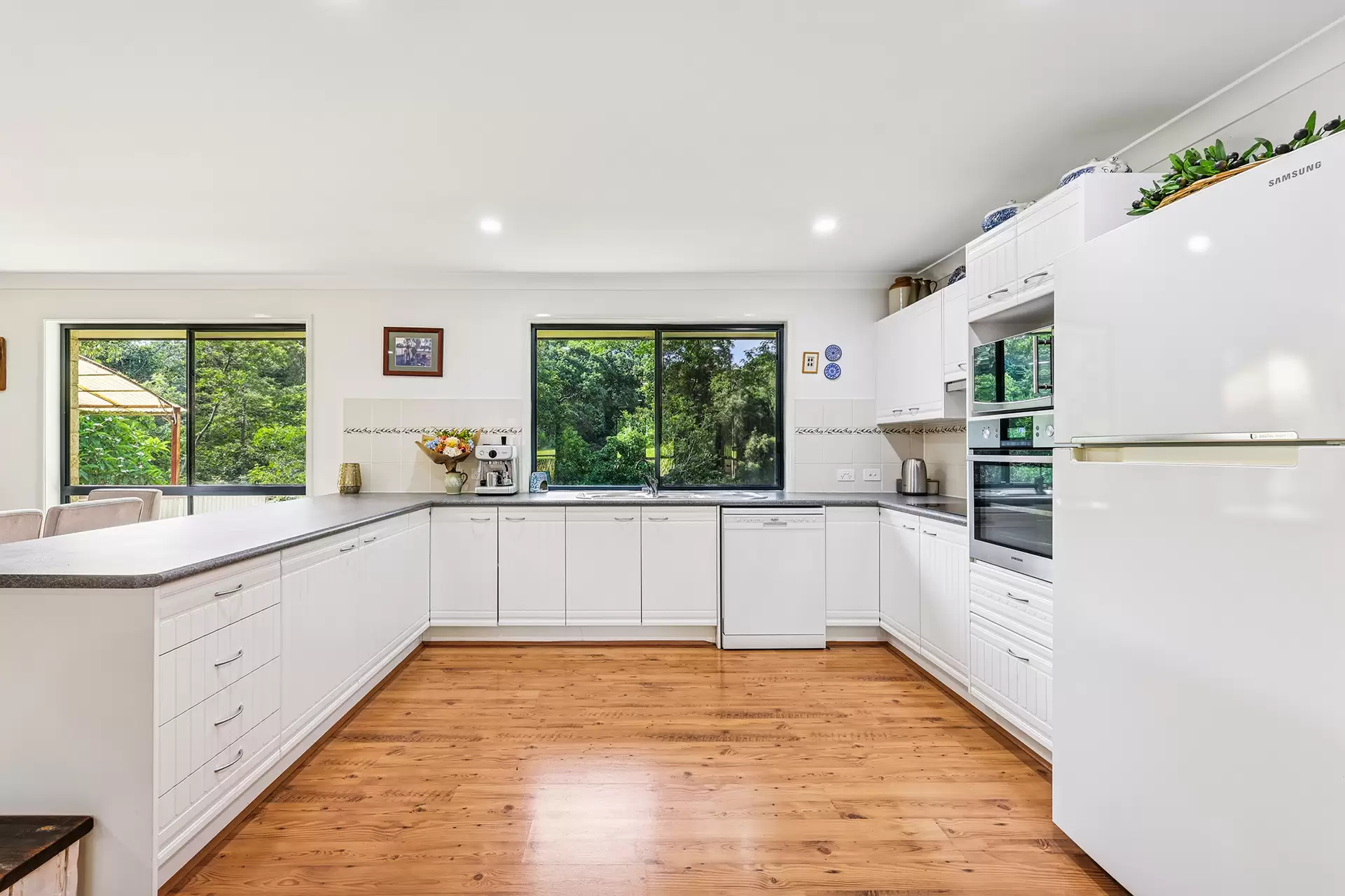 28-30 Monarch Drive, Canungra Sold by  - image 1