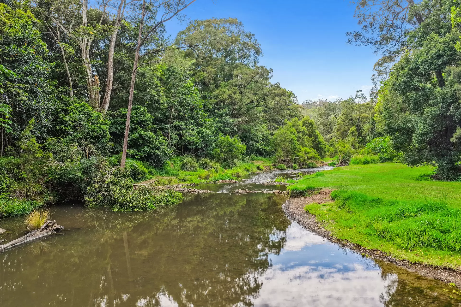 28-30 Monarch Drive, Canungra Sold by Queensland Sotheby's International Realty - image 1