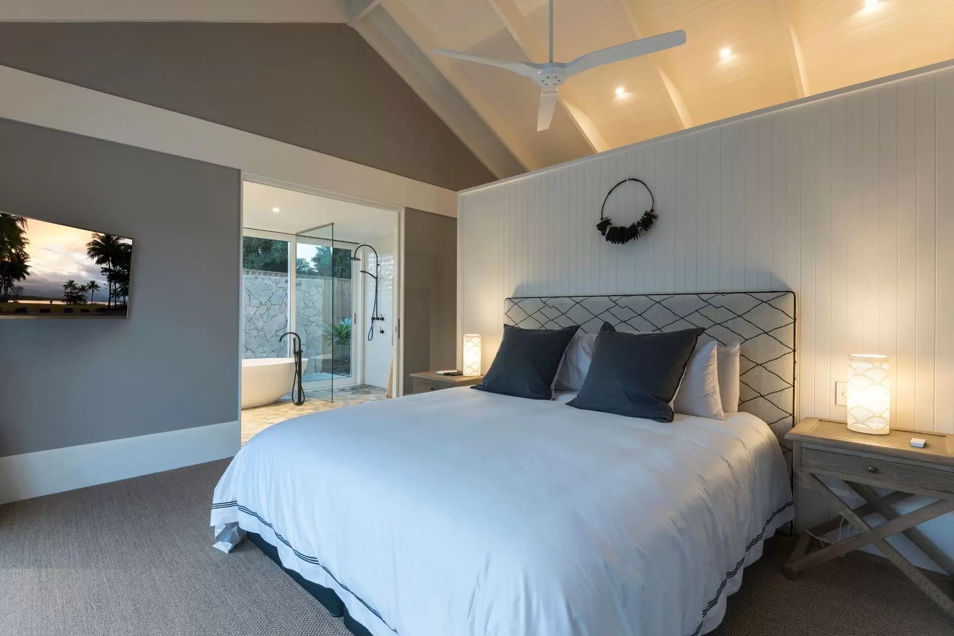 45 Beachfront Mirage Drive, Port Douglas For Sale by Queensland Sotheby's International Realty - image 1