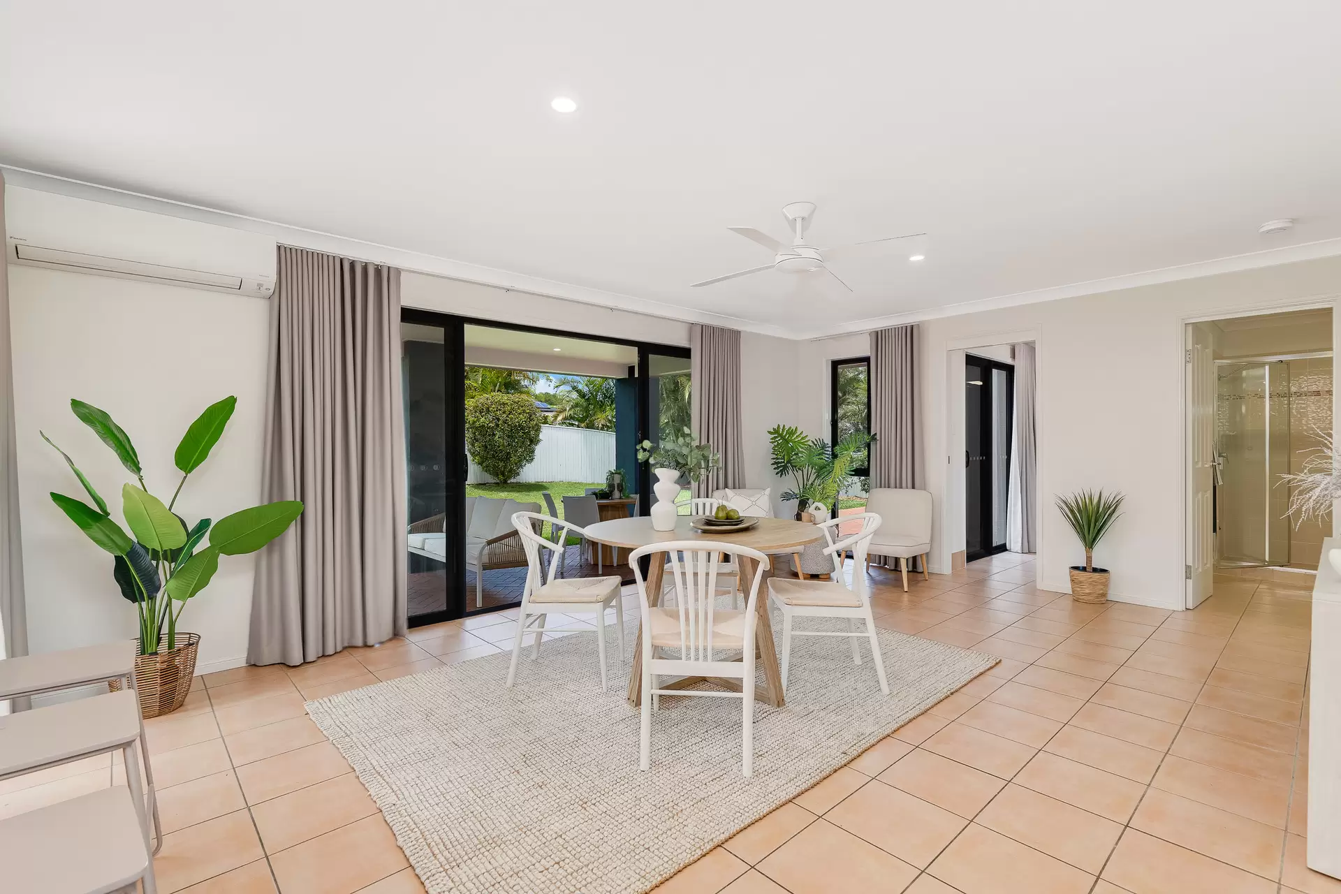 10 Seabrae Drive, Redland Bay Sold by  - image 1