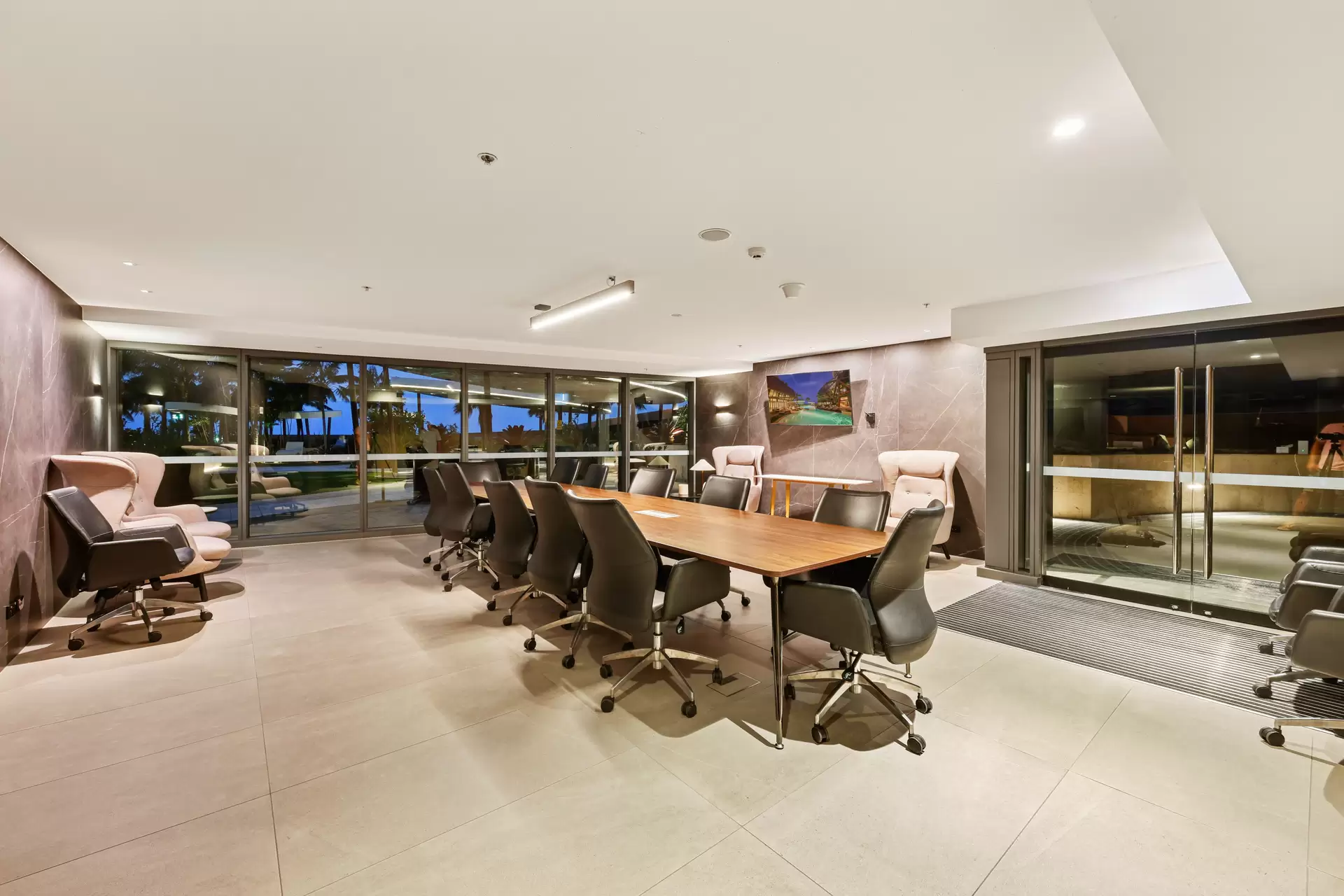 12705/36 Old Burleigh Road, Surfers Paradise Sold by Queensland Sotheby's International Realty - image 1
