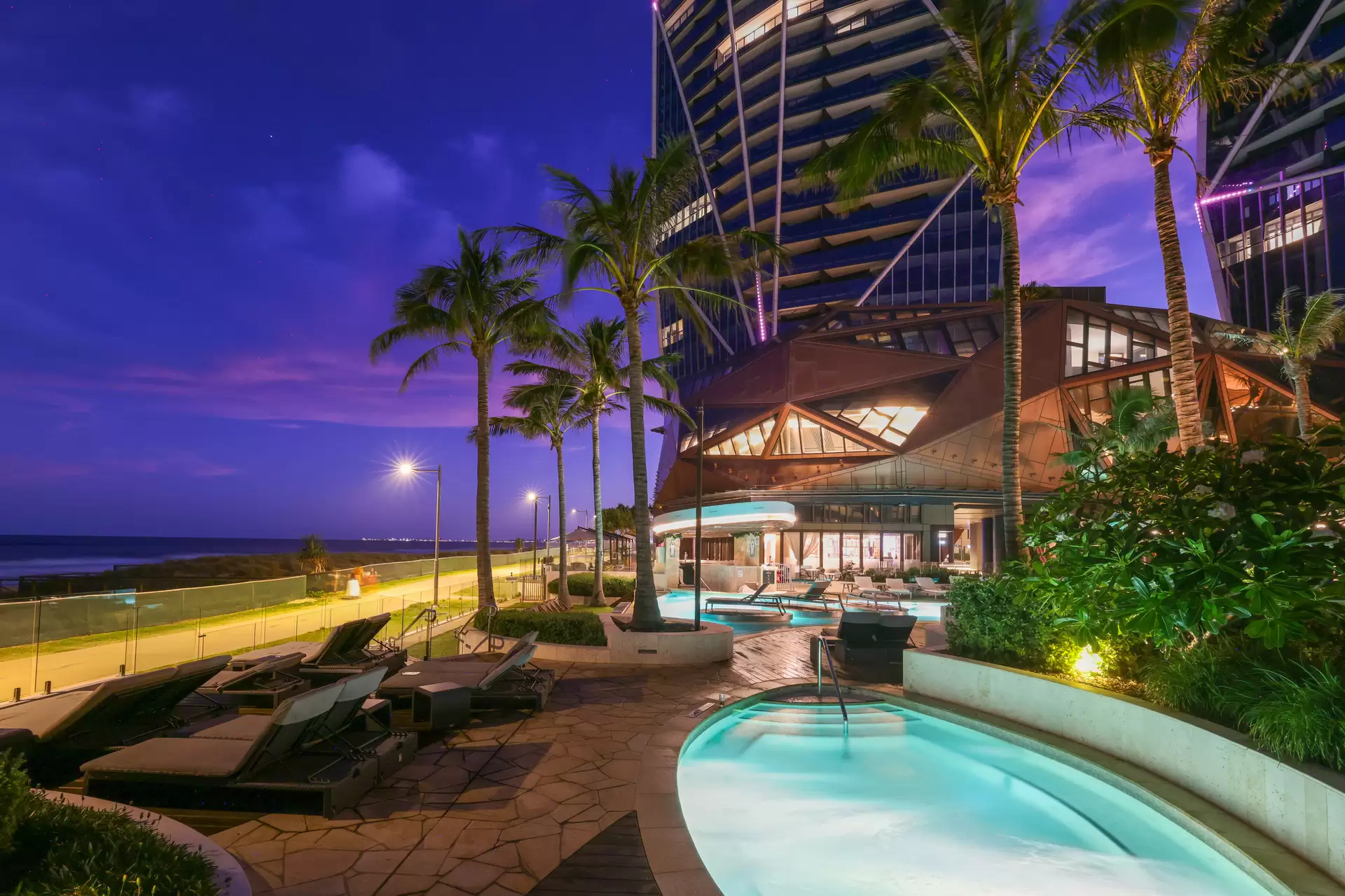 12705/36 Old Burleigh Road, Surfers Paradise Sold by Queensland Sotheby's International Realty - image 1
