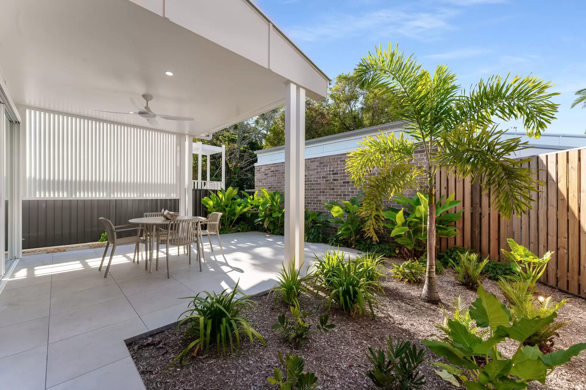 9A & B Dowling Drive, Southport Sold by Queensland Sotheby's International Realty - image 1