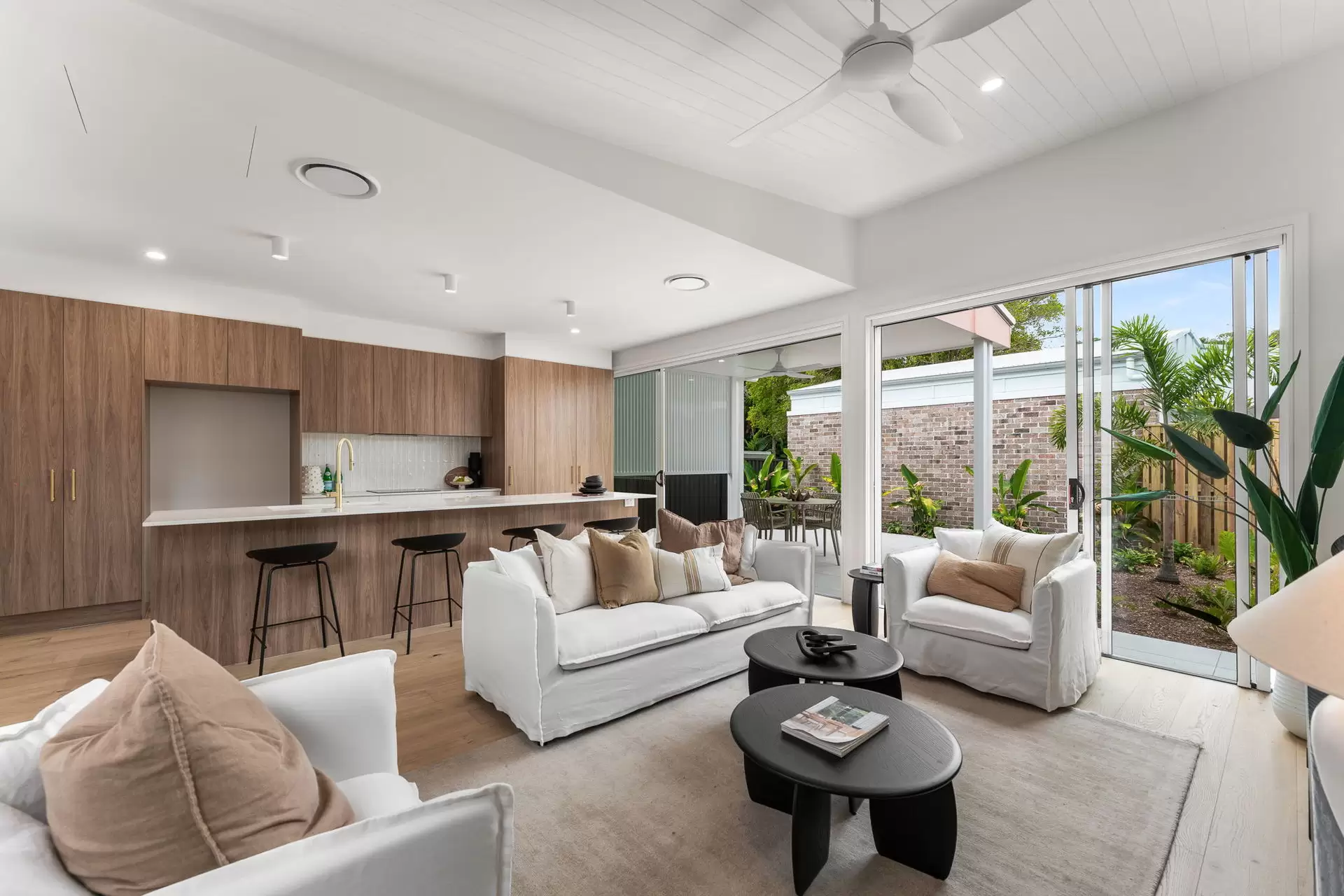 9A & B Dowling Drive, Southport Sold by Queensland Sotheby's International Realty - image 1