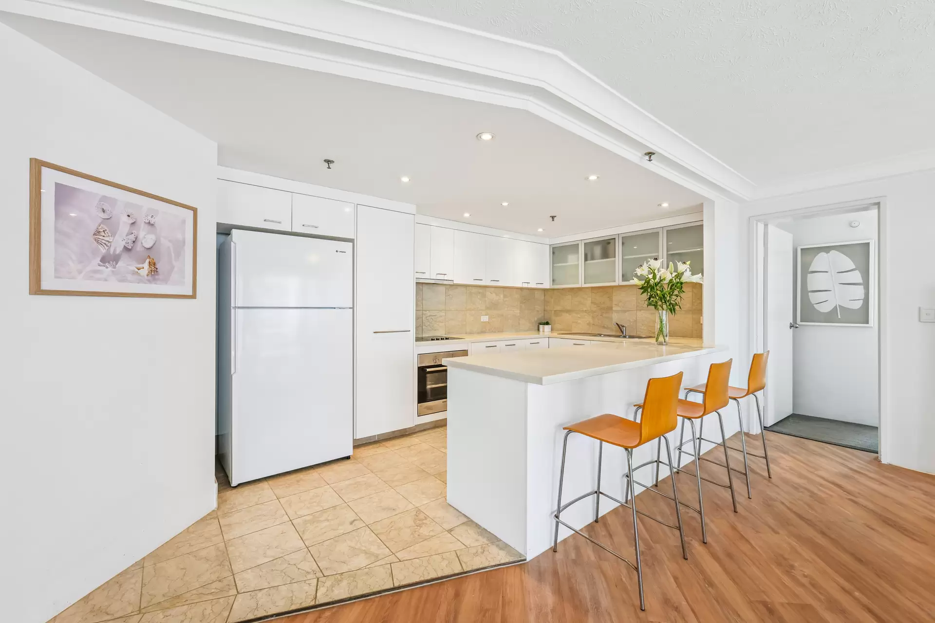 10/20 Cronin Avenue, Main Beach Sold by Queensland Sotheby's International Realty - image 1