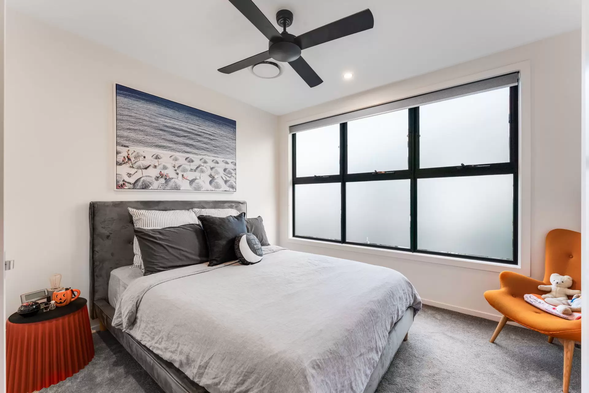 2/38 Dalpura Street, Chevron Island For Sale by Queensland Sotheby's International Realty - image 1