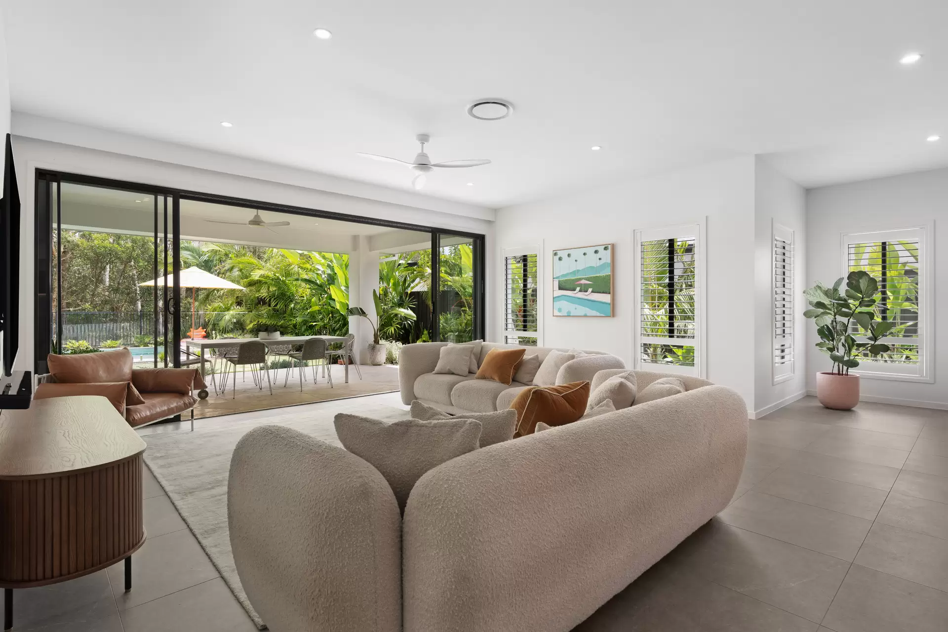 164 Balgownie Drive, Peregian Springs Sold by Queensland Sotheby's International Realty - image 1