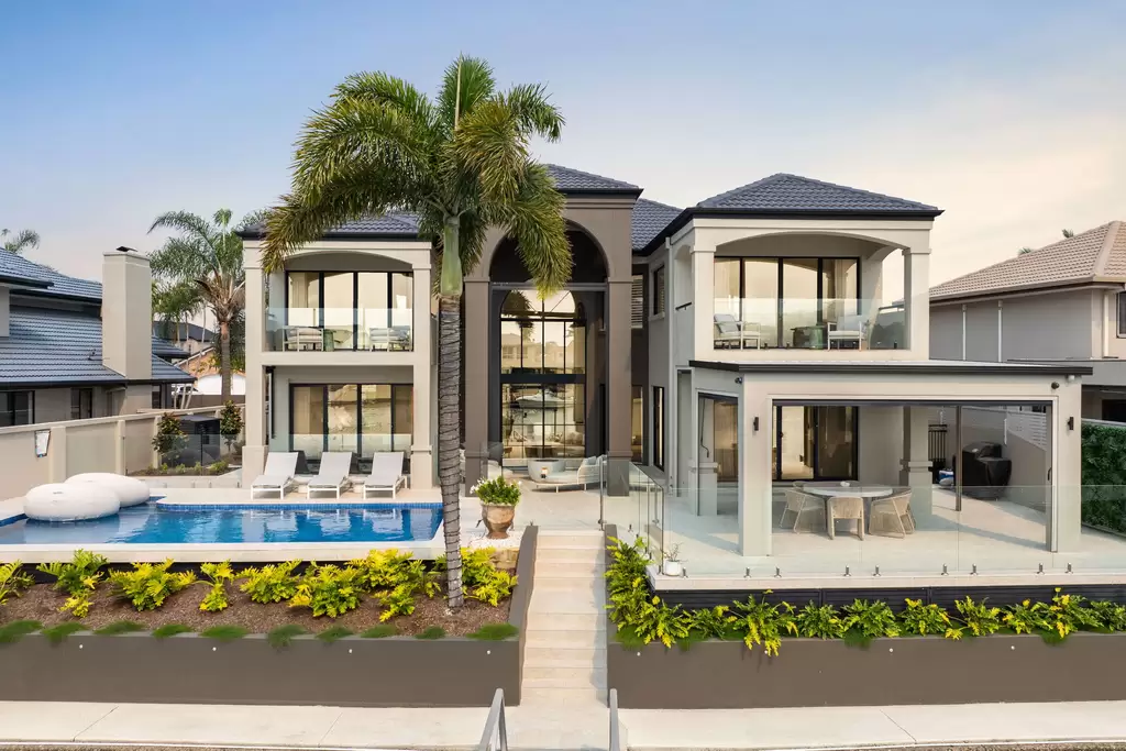 30 Midnight Court, Runaway Bay Sold by 