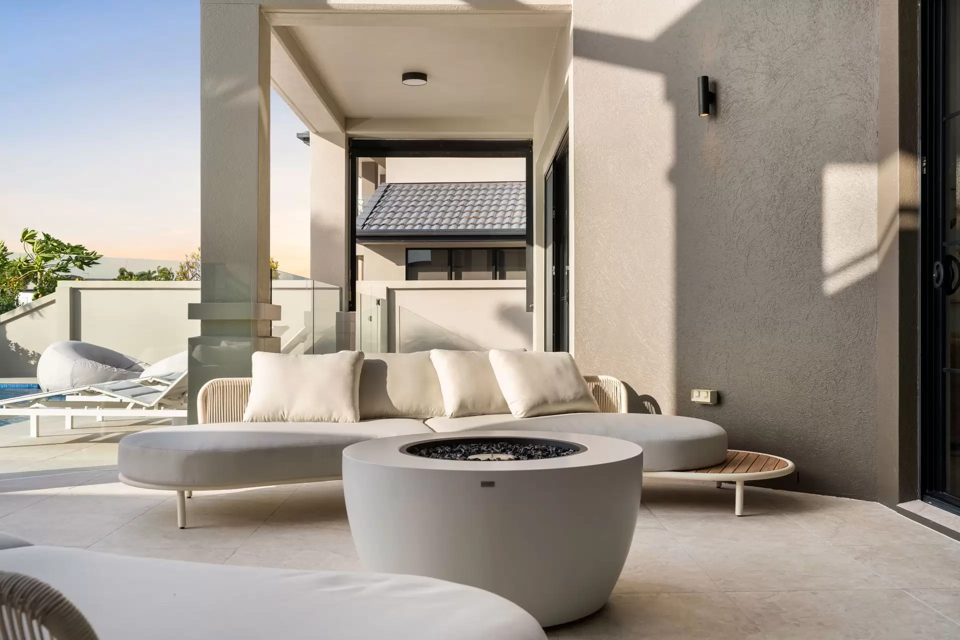 30 Midnight  Court, Runaway Bay Sold by Queensland Sotheby's International Realty - image 1