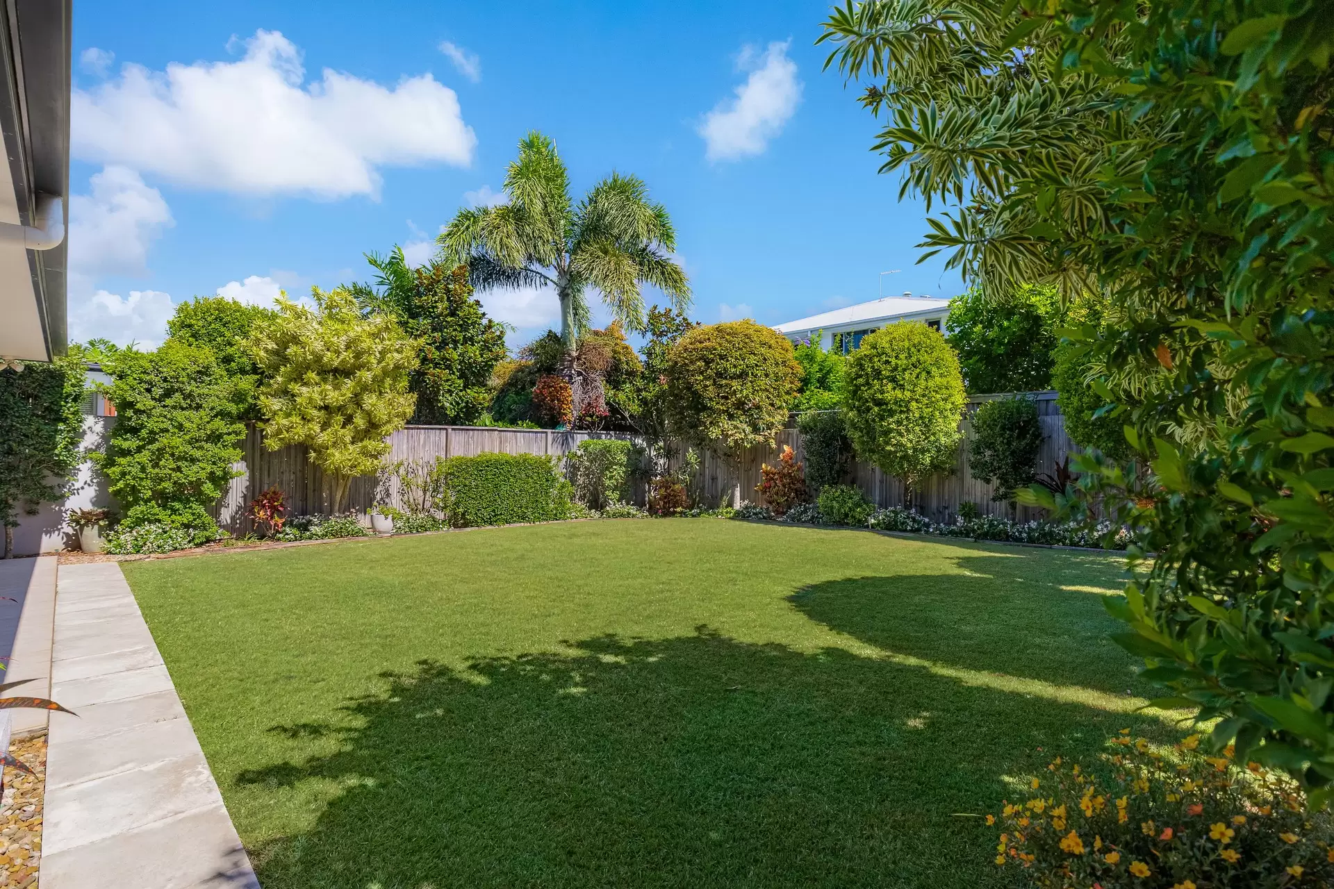 23 Counihan Street, Ormiston Sold by  - image 1