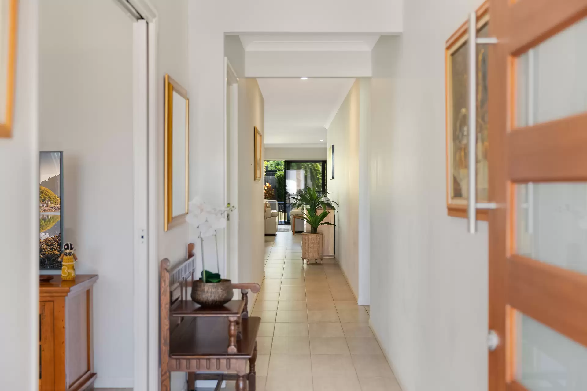 23 Counihan Street, Ormiston Sold by Queensland Sotheby's International Realty - image 1