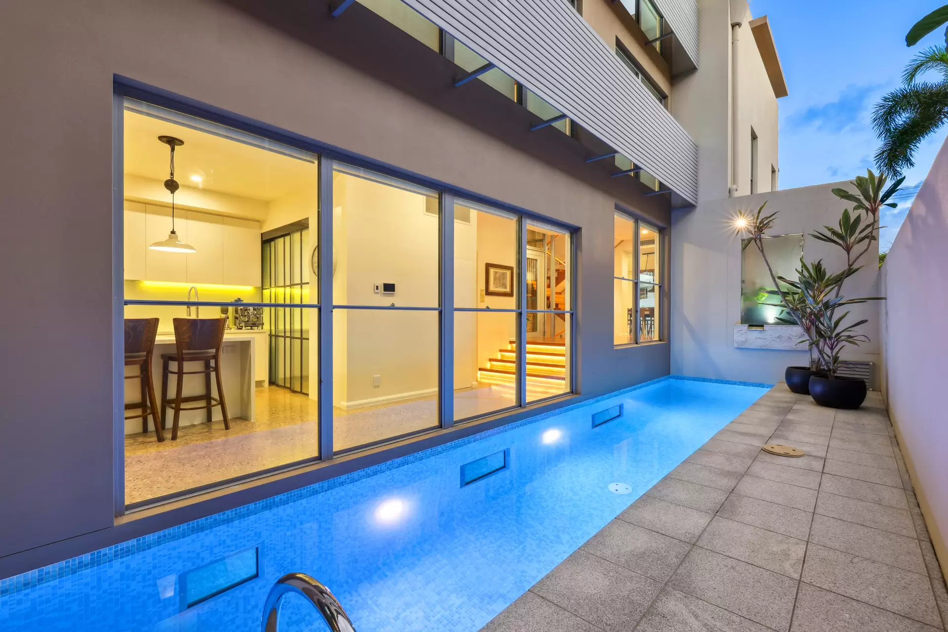 35A Hughes Avenue, Main Beach Sold by Queensland Sotheby's International Realty - image 1