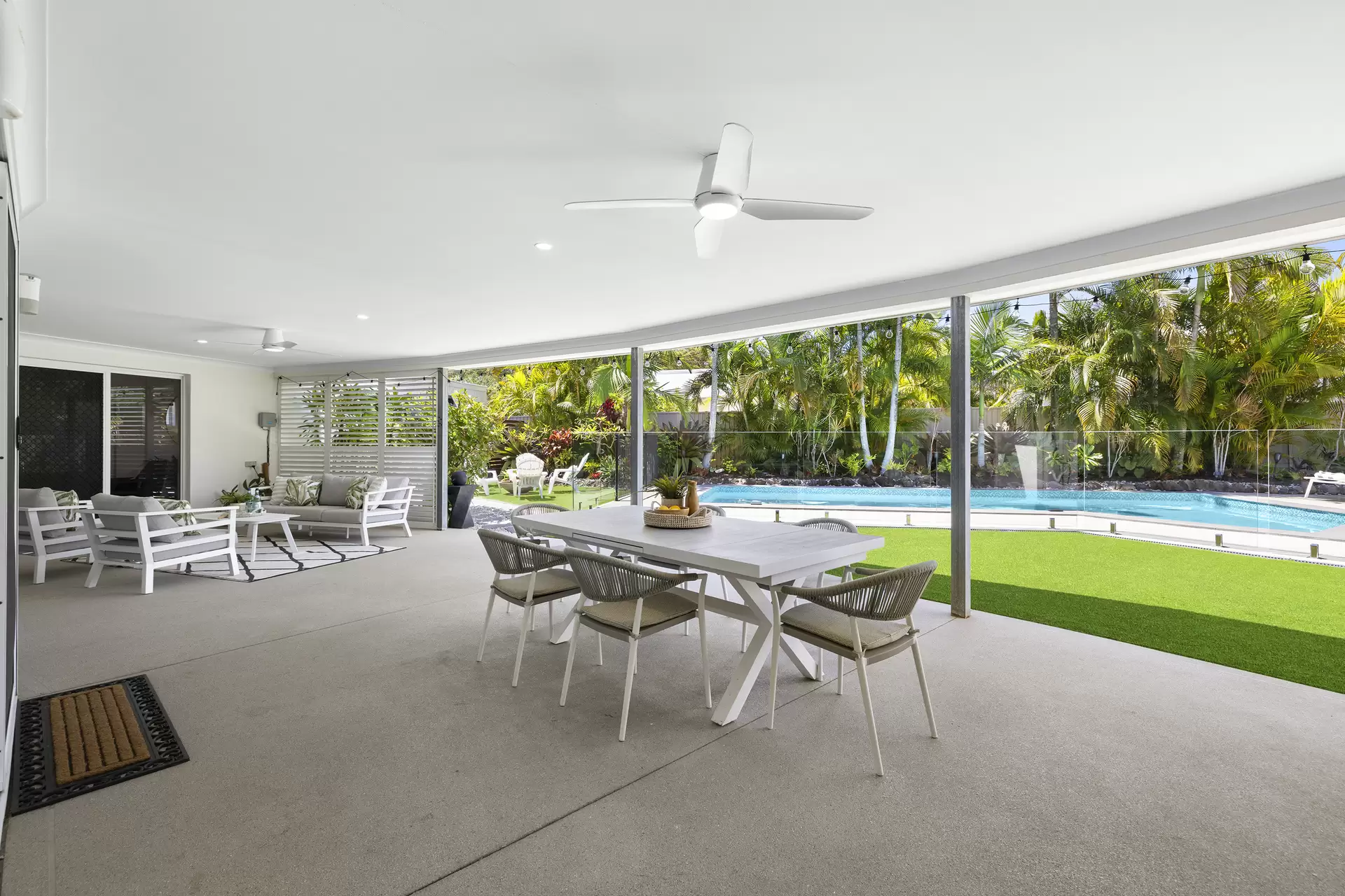 16 Jay Close, Buderim Sold by Queensland Sotheby's International Realty - image 1