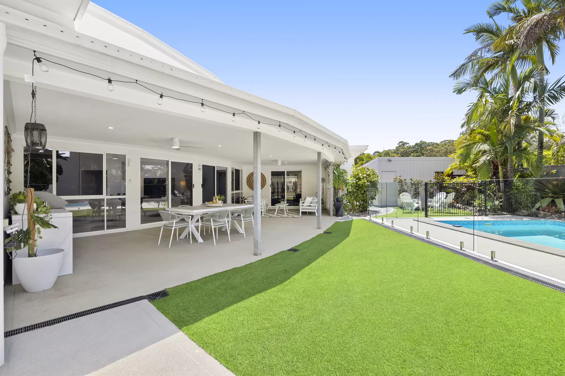 16 Jay Close, Buderim Sold by Queensland Sotheby's International Realty - image 1