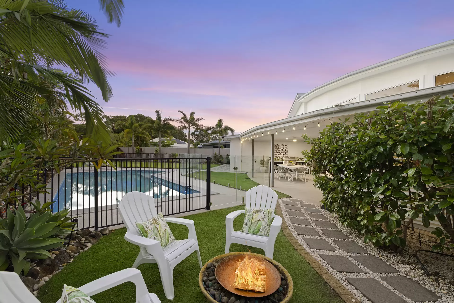16 Jay Close, Buderim Sold by Queensland Sotheby's International Realty - image 1
