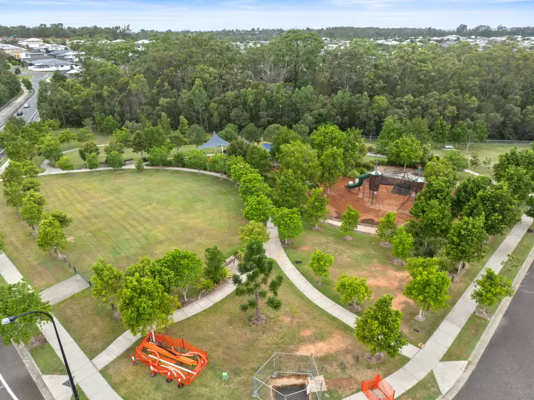 5 Foley Crescent, Pimpama Sold by  - image 1