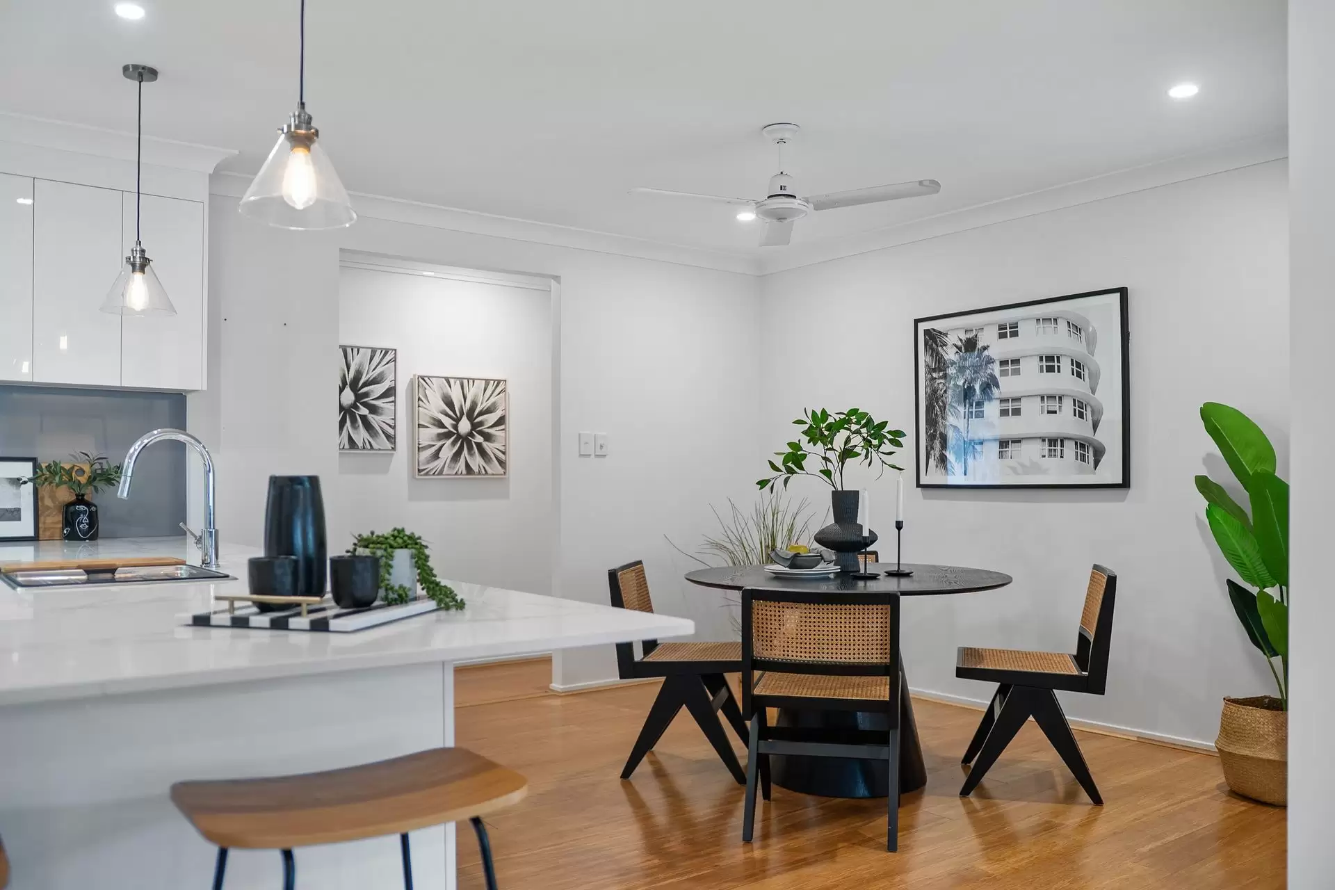 155 Smith Street, Cleveland Sold by Queensland Sotheby's International Realty - image 1