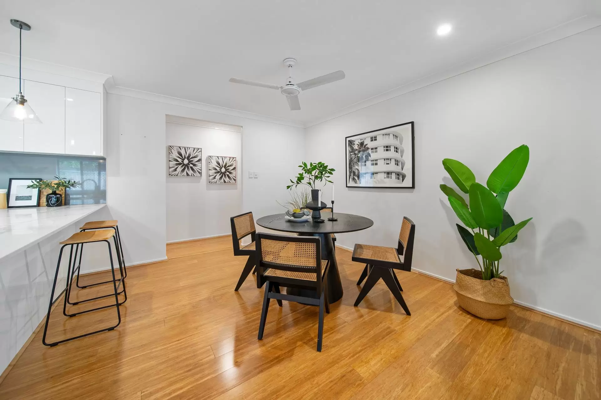 155 Smith Street, Cleveland Sold by Queensland Sotheby's International Realty - image 1