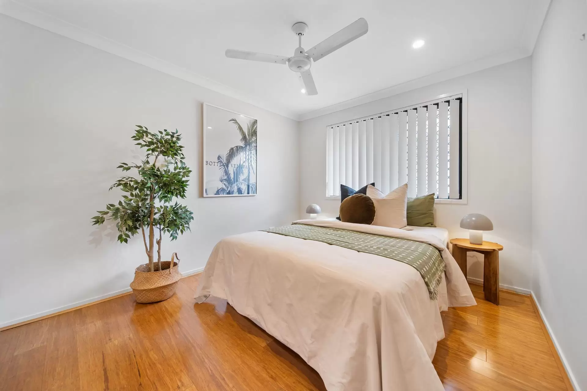 155 Smith Street, Cleveland Sold by Queensland Sotheby's International Realty - image 1