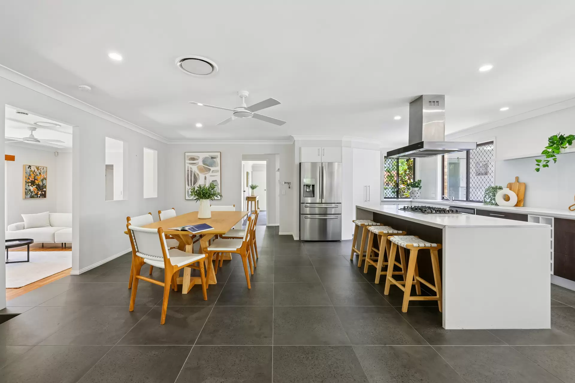 115 Newport Drive, Robina Sold by Queensland Sotheby's International Realty - image 1