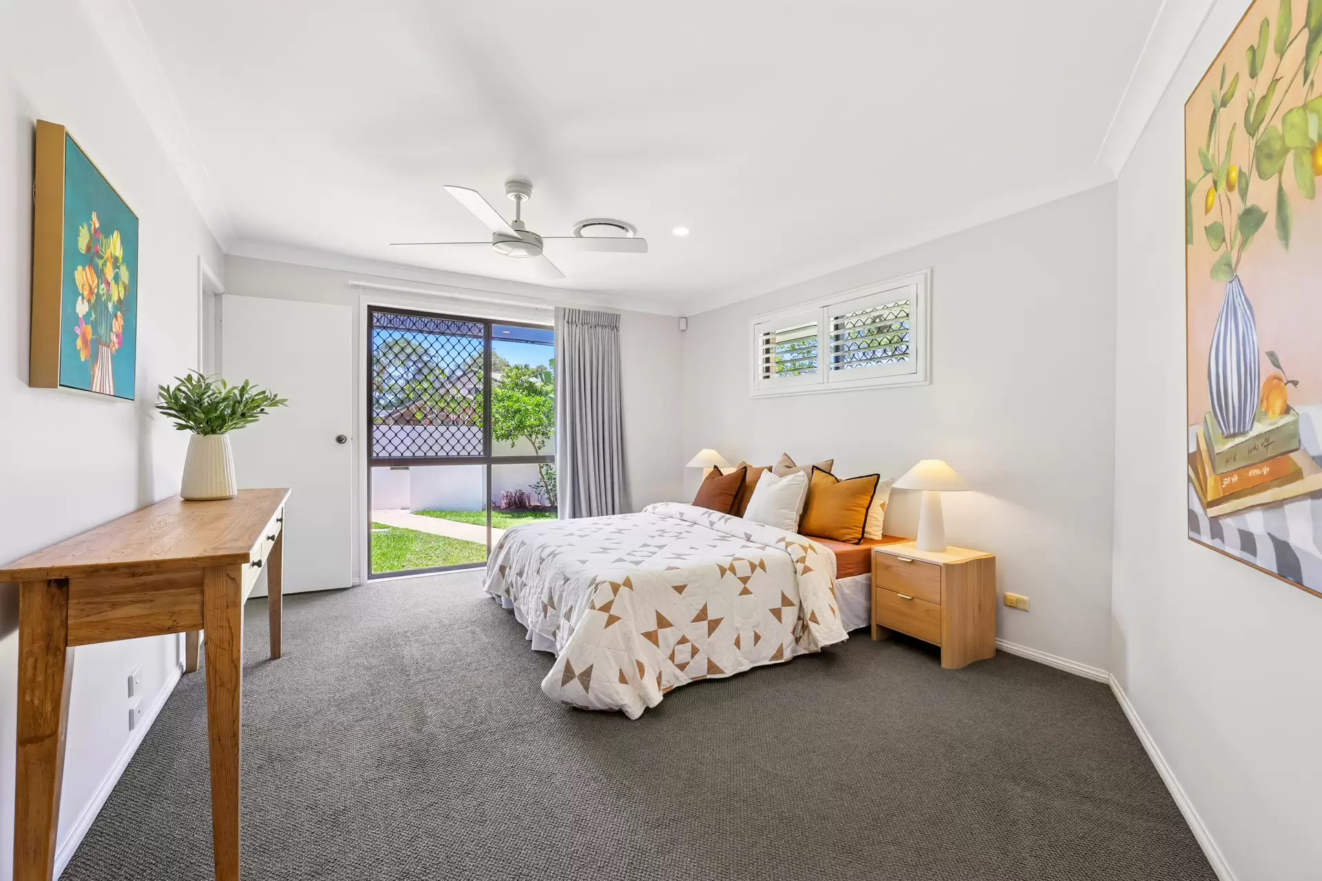 115 Newport Drive, Robina Sold by Queensland Sotheby's International Realty - image 1