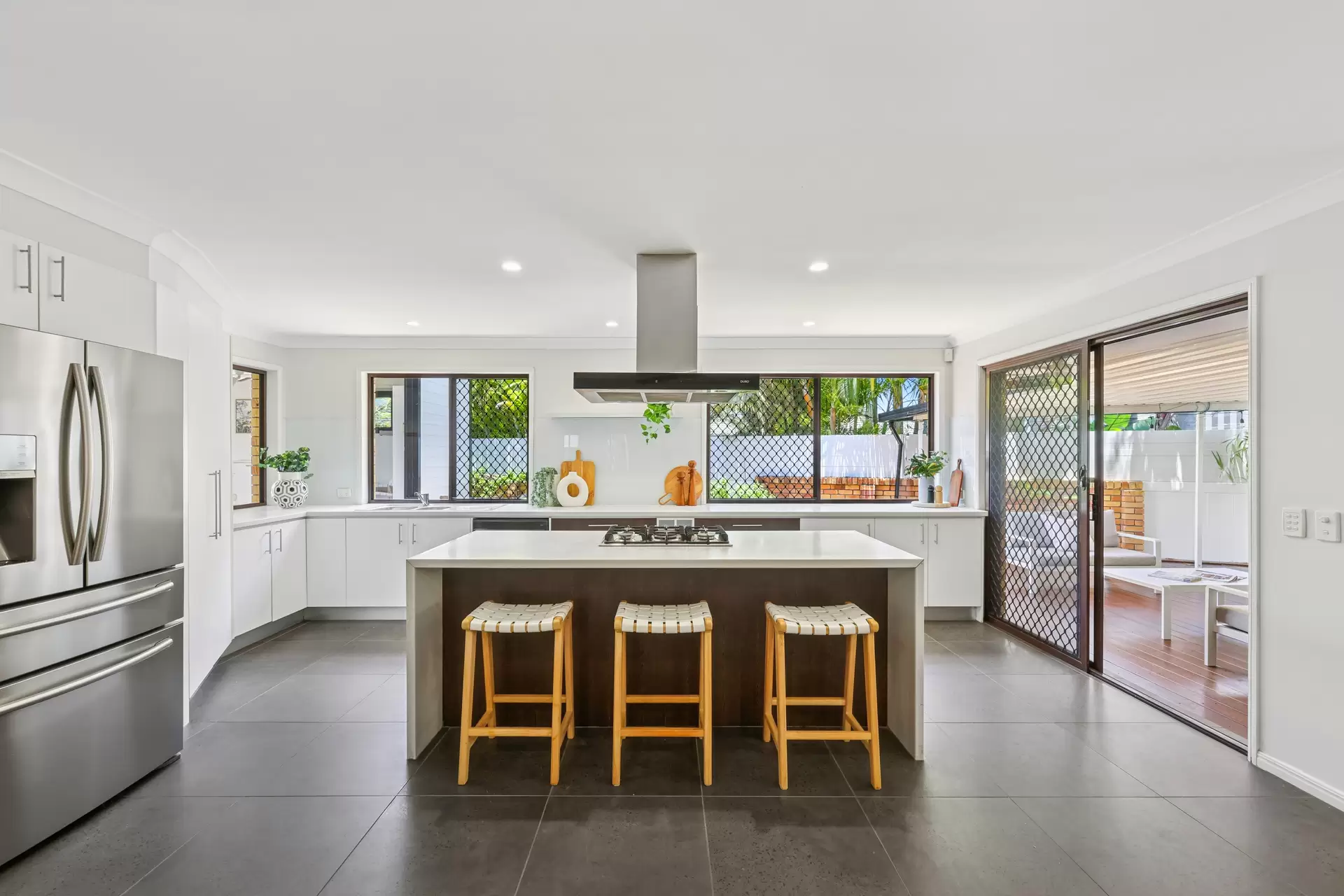 115 Newport Drive, Robina Sold by Queensland Sotheby's International Realty - image 1