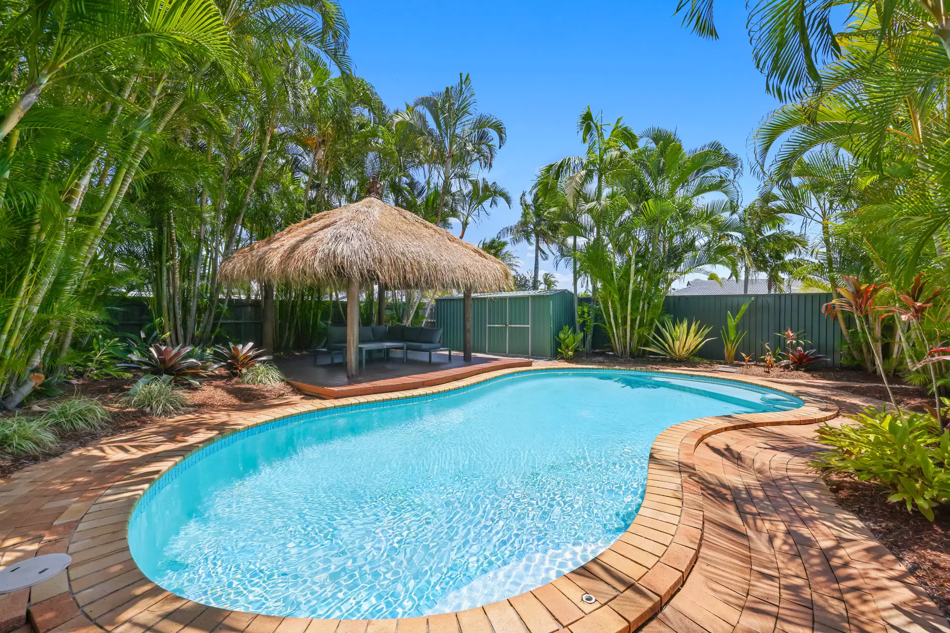 115 Newport Drive, Robina Sold by Queensland Sotheby's International Realty - image 1