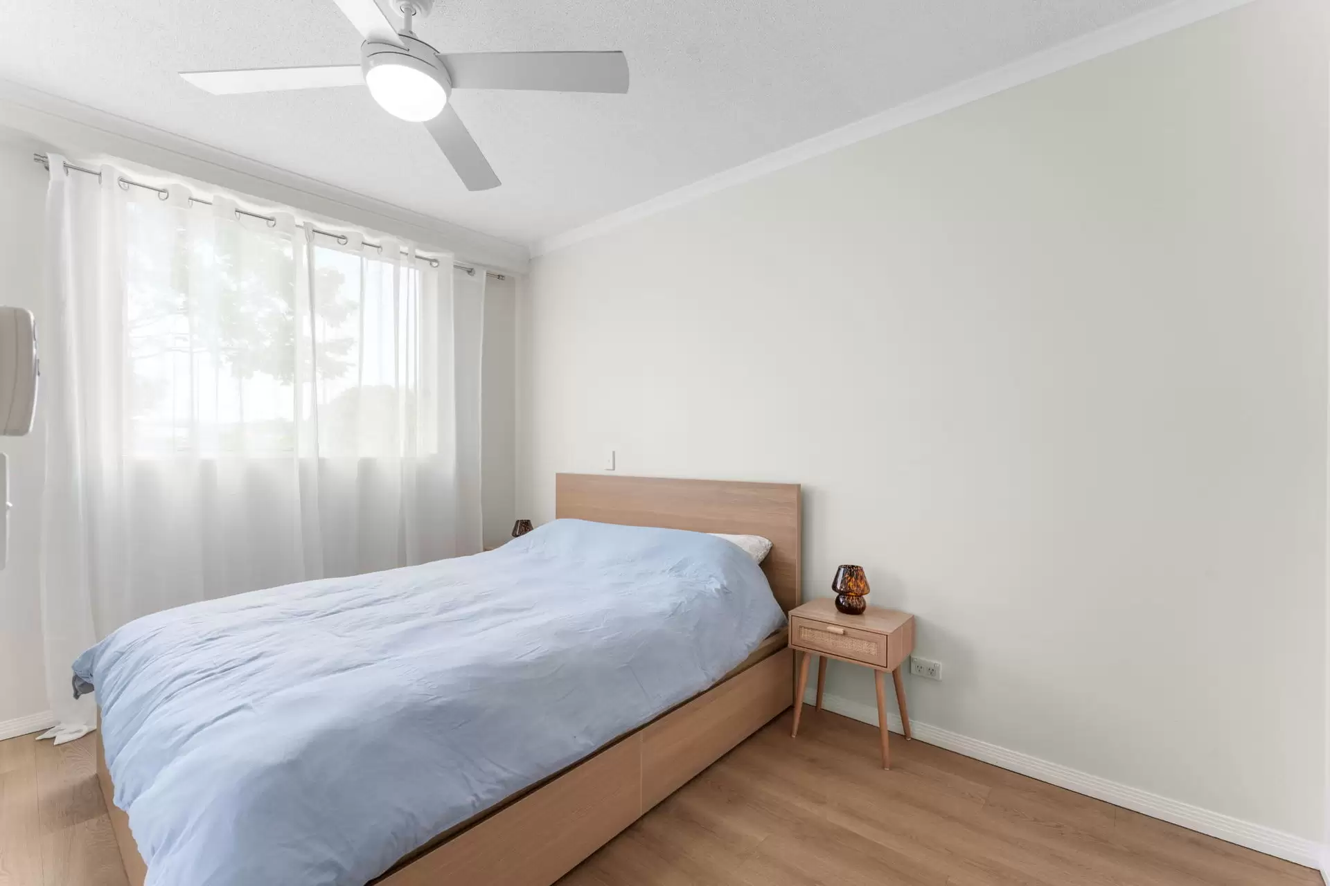 6101/12 Executive Drive, Burleigh Waters Sold by Queensland Sotheby's International Realty - image 1