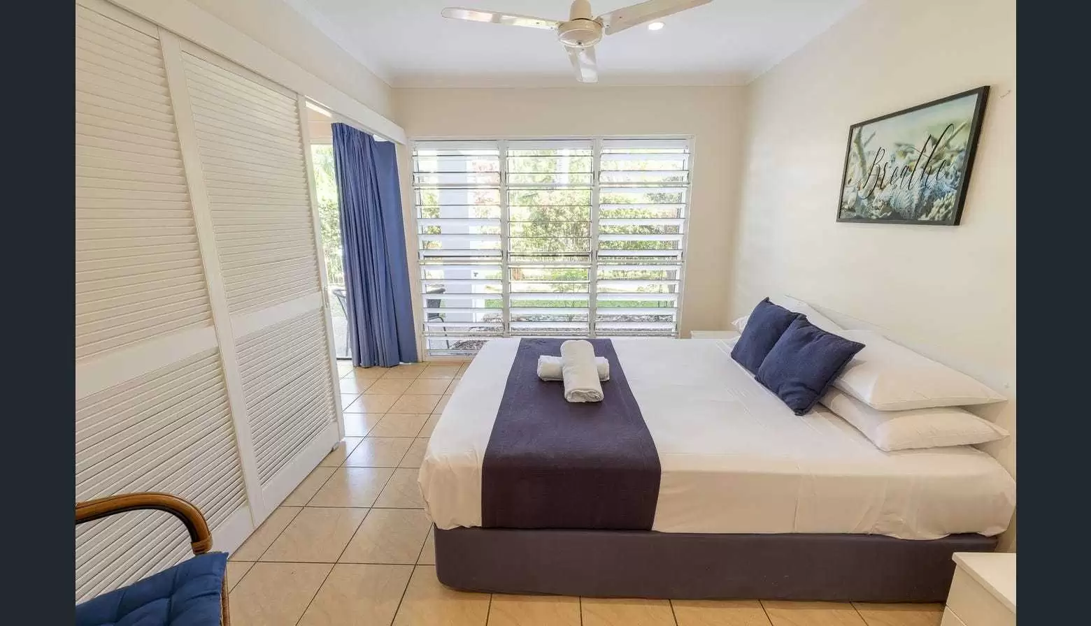 2/2 Erromango Drive, Jubilee Pocket Sold by Queensland Sotheby's International Realty - image 1
