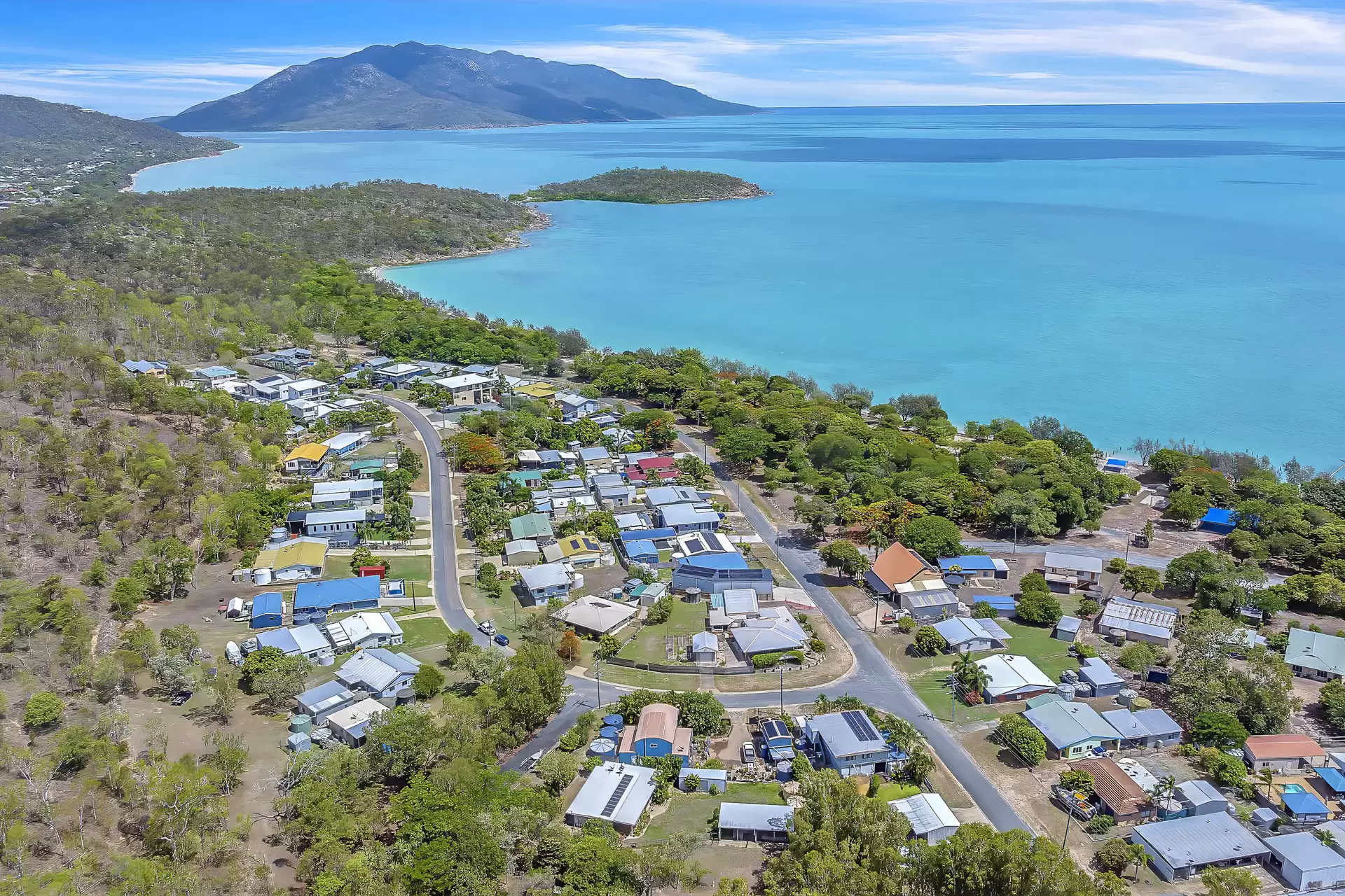 30 Cowry Crescent, Dingo Beach Sold by Queensland Sotheby's International Realty - image 1