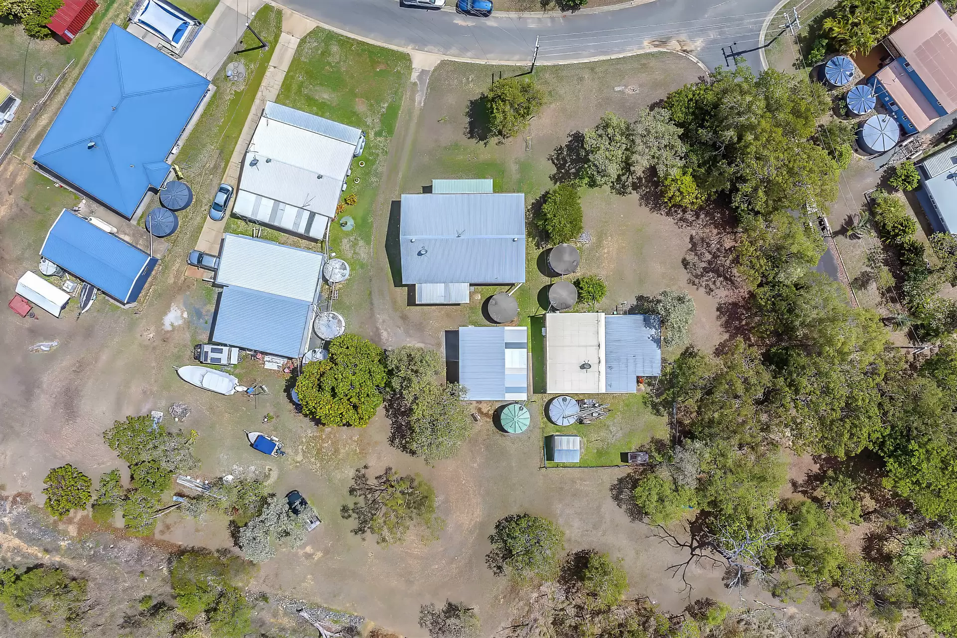 30 Cowry Crescent, Dingo Beach Sold by Queensland Sotheby's International Realty - image 1