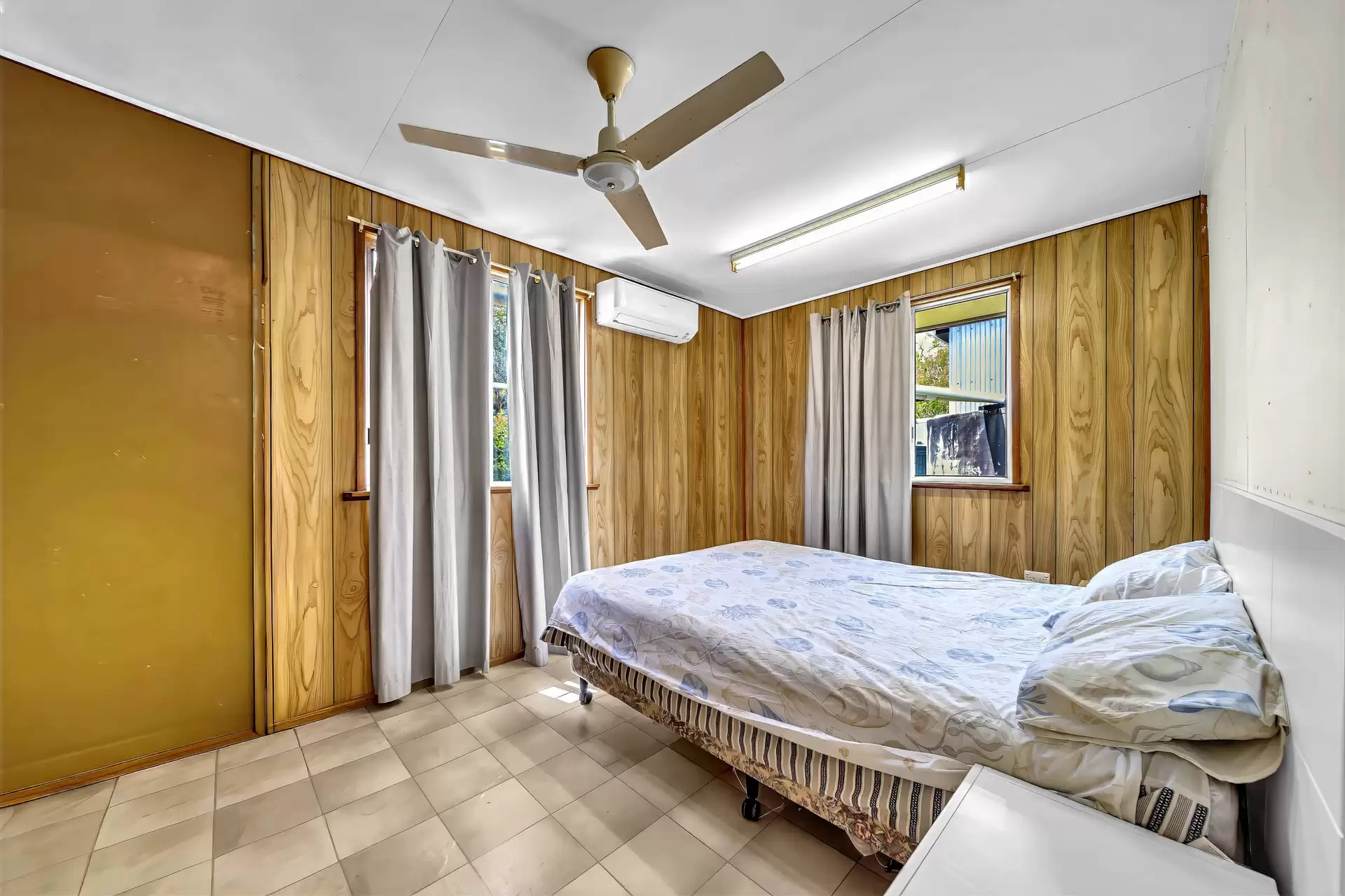 30 Cowry Crescent, Dingo Beach Sold by Queensland Sotheby's International Realty - image 1