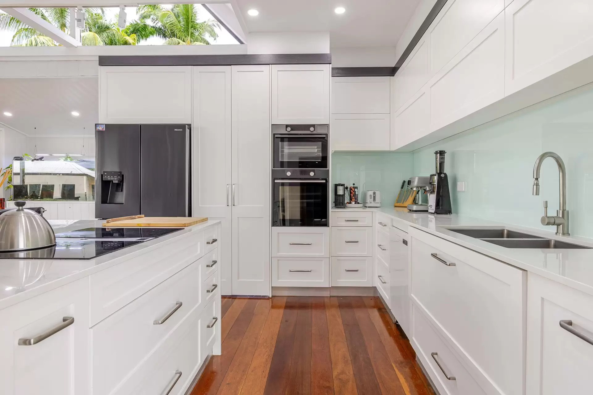 13 Ribbon Avenue, Port Douglas For Sale by Queensland Sotheby's International Realty - image 1