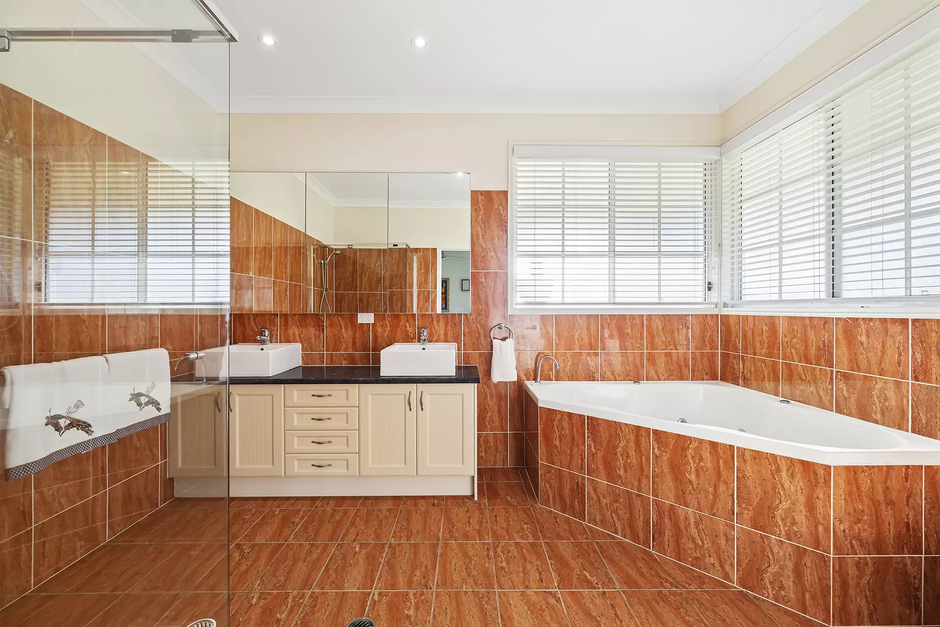 510 Oaky Creek Road, Oaky Creek Sold by Queensland Sotheby's International Realty - image 1