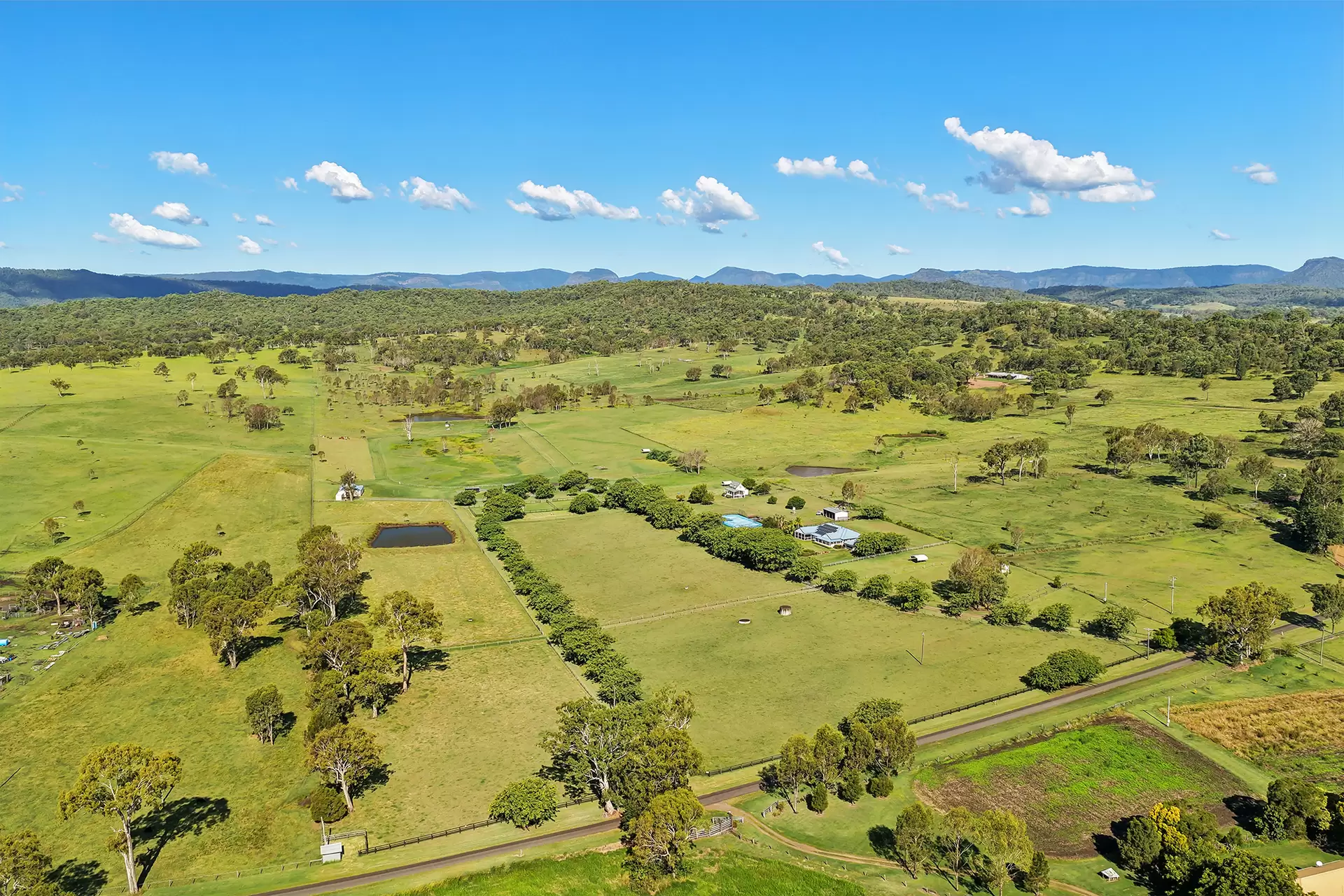 510 Oaky Creek Road, Oaky Creek Sold by Queensland Sotheby's International Realty - image 1