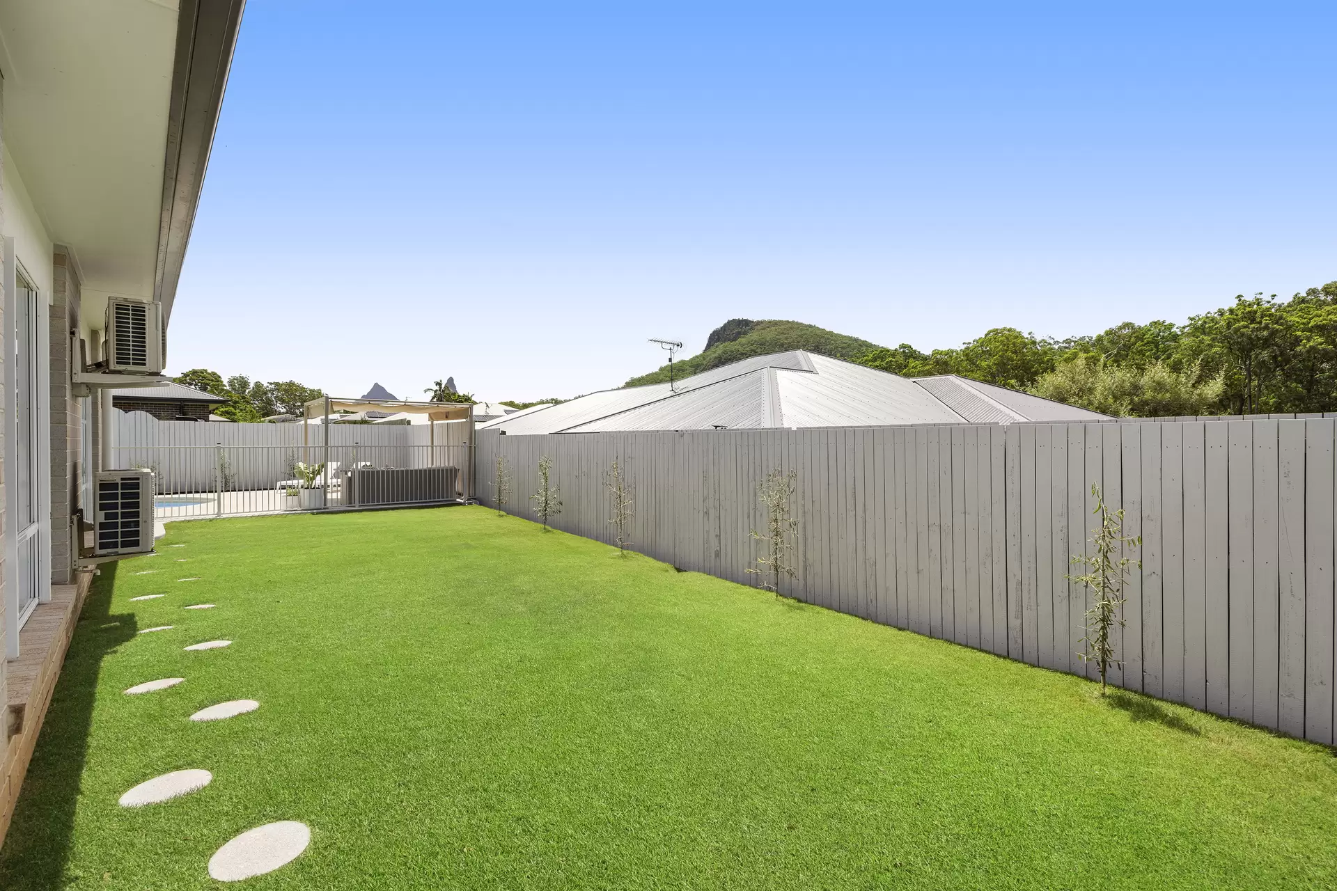 38  Ngungun Crescent, Glass House Mountains Sold by Queensland Sotheby's International Realty - image 1