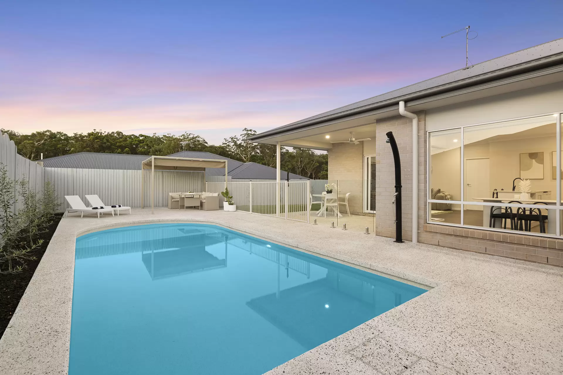 38  Ngungun Crescent, Glass House Mountains Sold by Queensland Sotheby's International Realty - image 1
