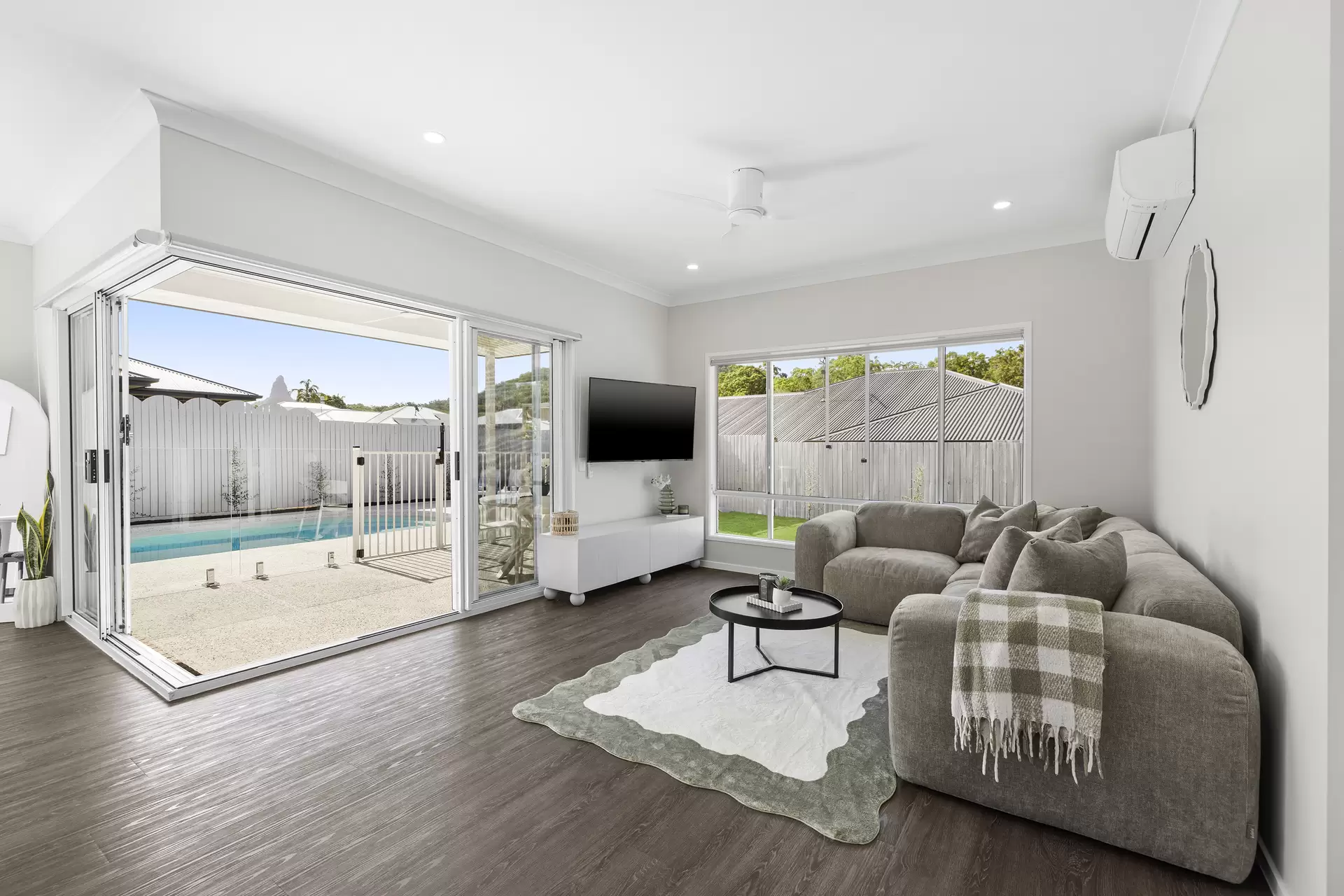 38  Ngungun Crescent, Glass House Mountains Sold by Queensland Sotheby's International Realty - image 1