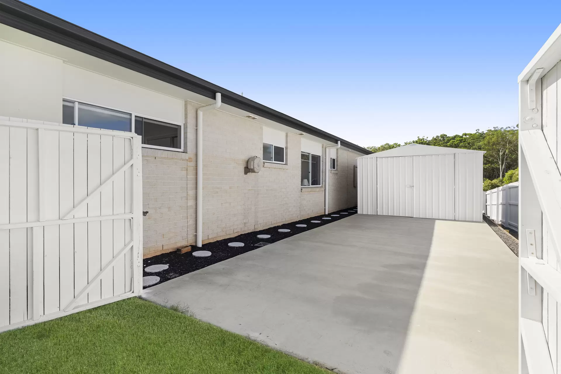38  Ngungun Crescent, Glass House Mountains Sold by Queensland Sotheby's International Realty - image 1
