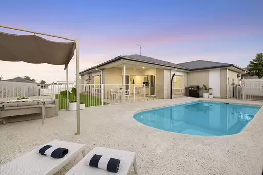 38  Ngungun Crescent, Glass House Mountains Sold by 