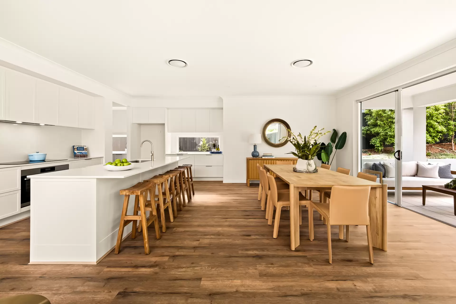 30 Watcombe Street, Wavell Heights For Sale by Queensland Sotheby's International Realty - image 1