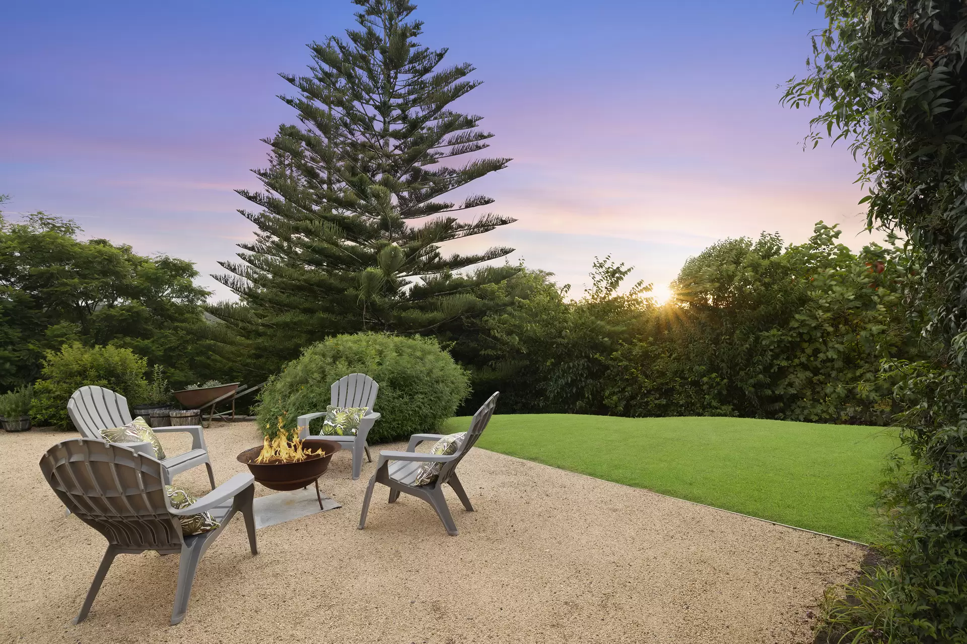 48 Cynthia Hunt  Drive, Flaxton Sold by Queensland Sotheby's International Realty - image 1