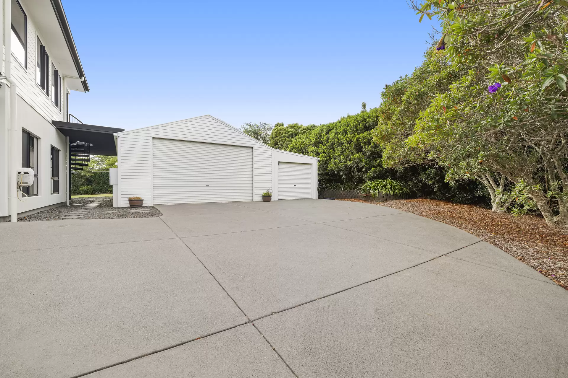 48 Cynthia Hunt  Drive, Flaxton Sold by Queensland Sotheby's International Realty - image 1