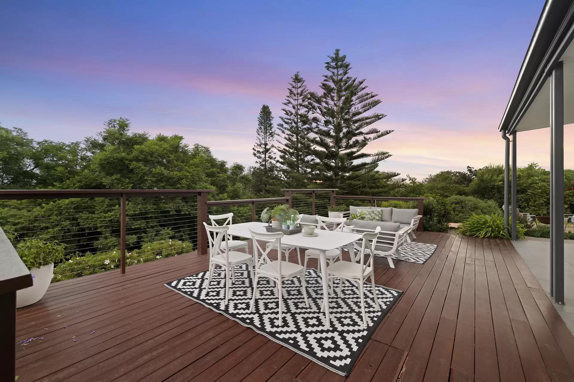 48 Cynthia Hunt  Drive, Flaxton Sold by Queensland Sotheby's International Realty - image 1