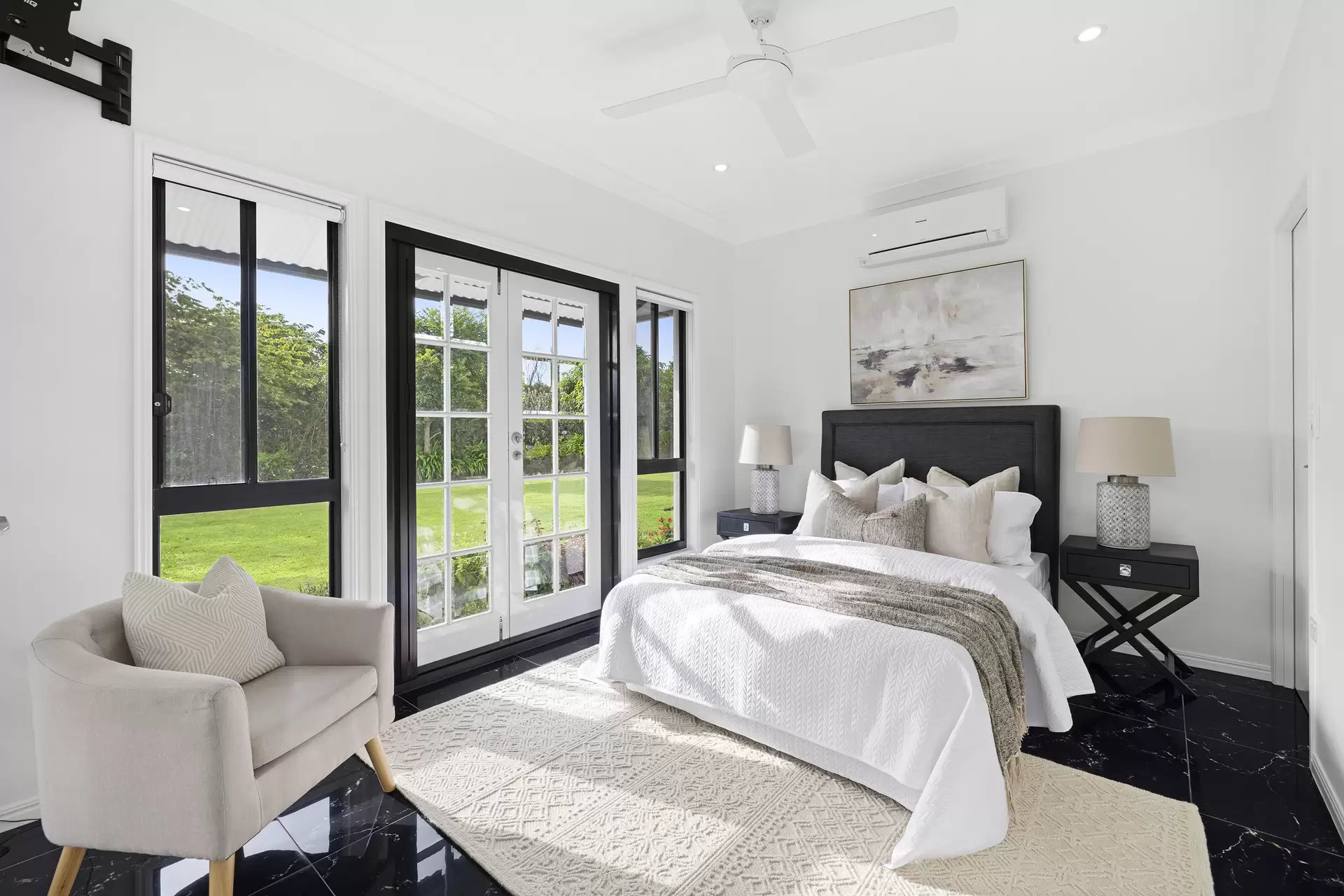 48 Cynthia Hunt  Drive, Flaxton Sold by Queensland Sotheby's International Realty - image 1