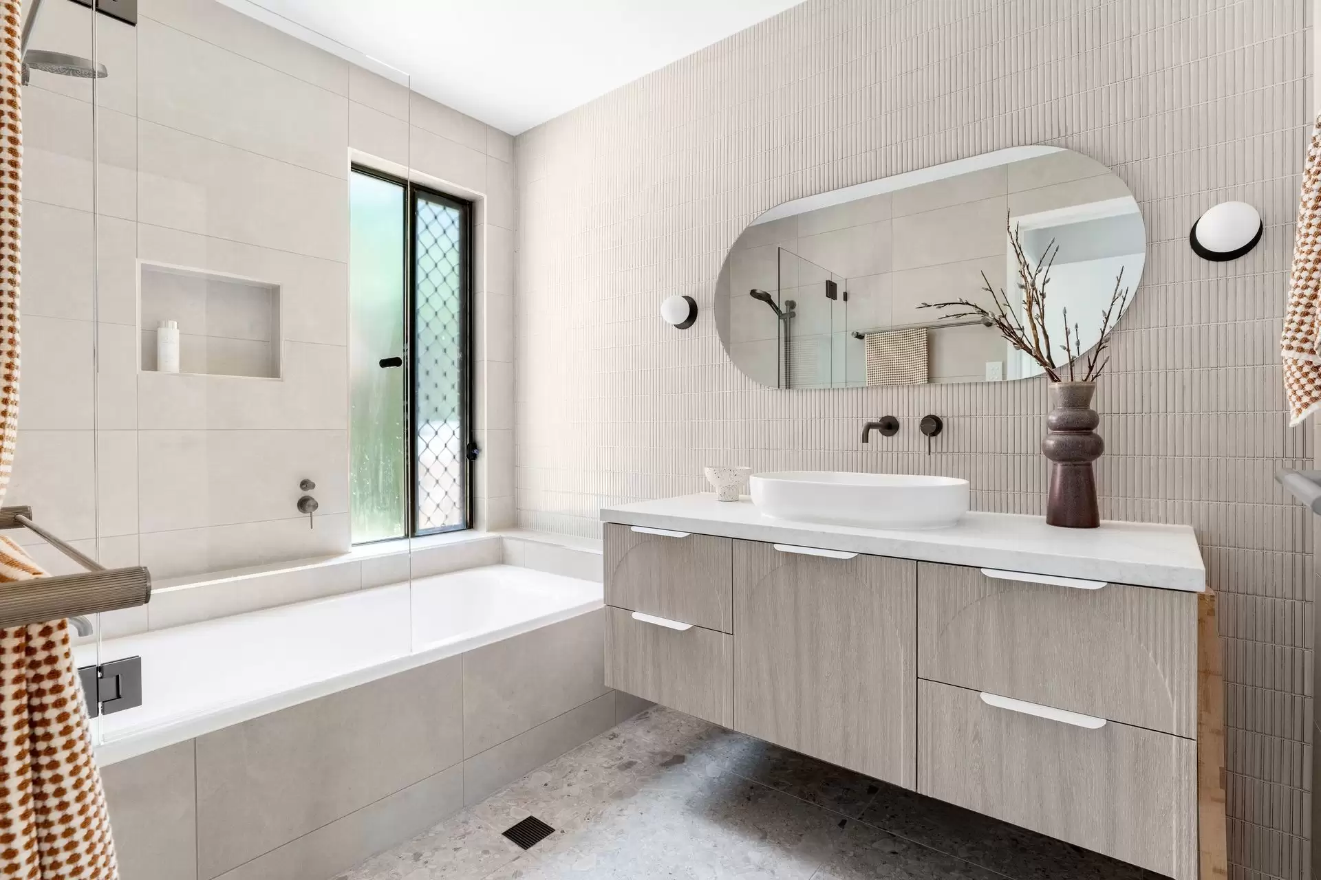 169 Fernvale Road, Tarragindi Sold by Queensland Sotheby's International Realty - image 1