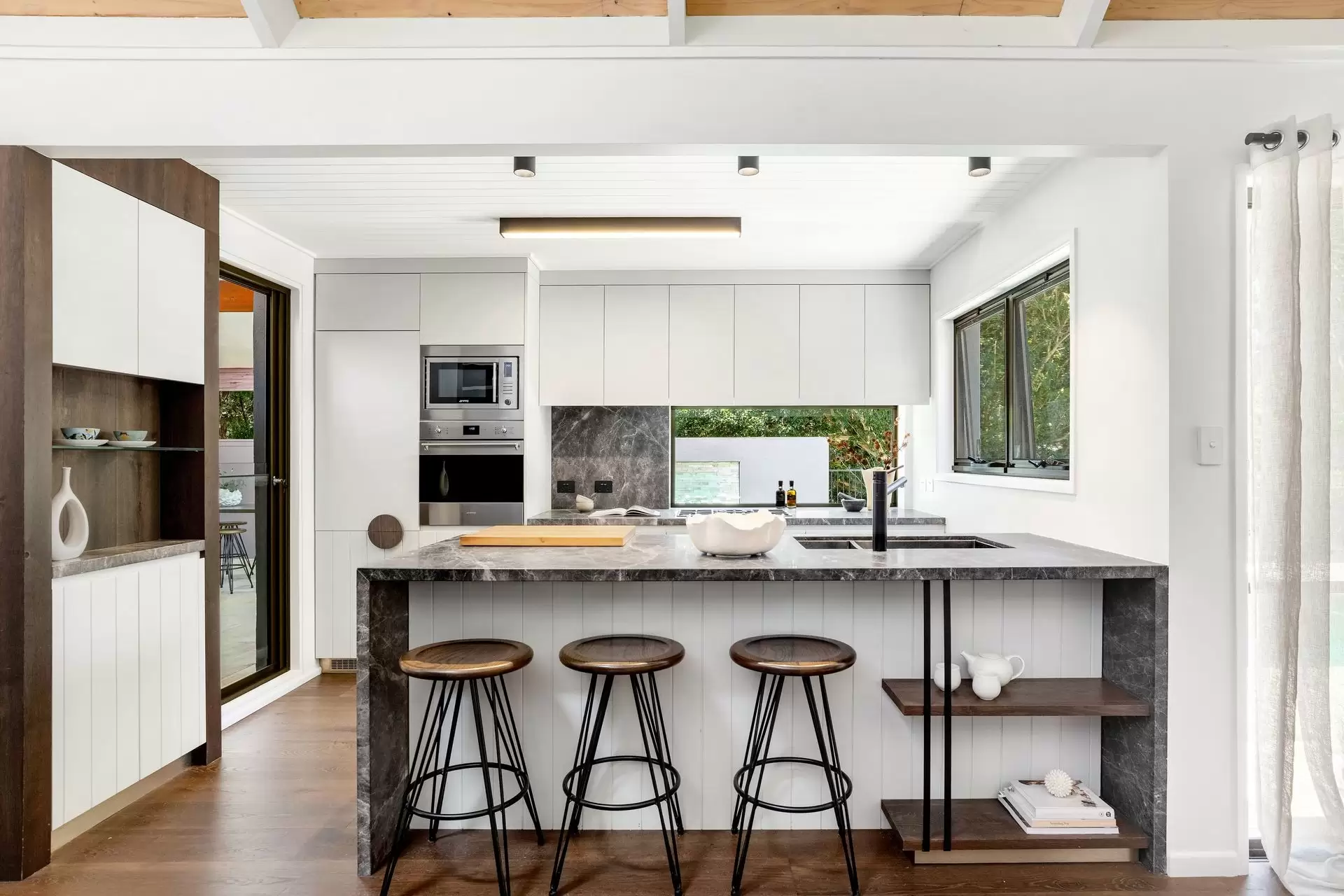 169 Fernvale Road, Tarragindi Sold by Queensland Sotheby's International Realty - image 1