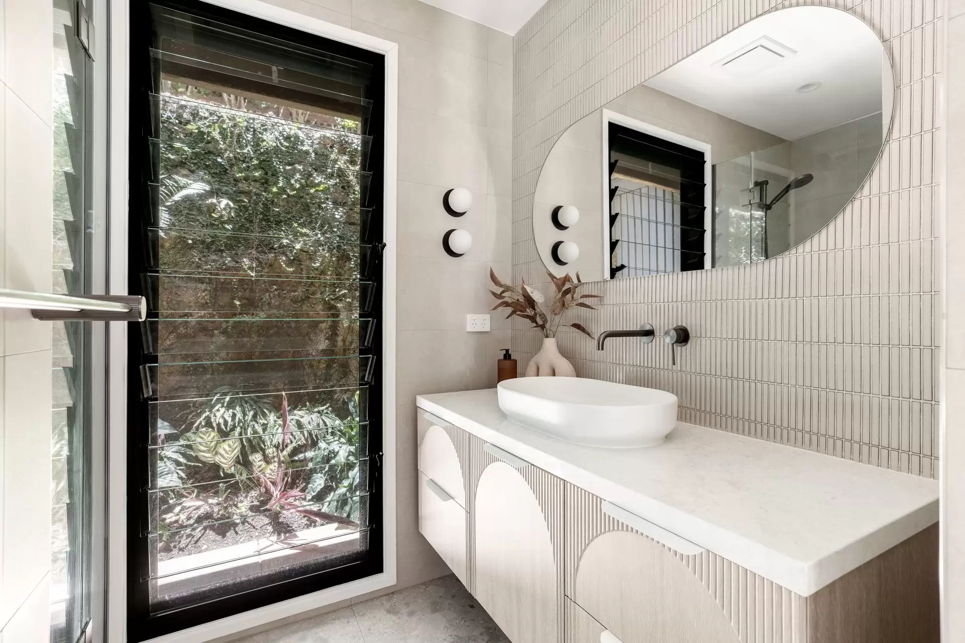169 Fernvale Road, Tarragindi Sold by Queensland Sotheby's International Realty - image 1
