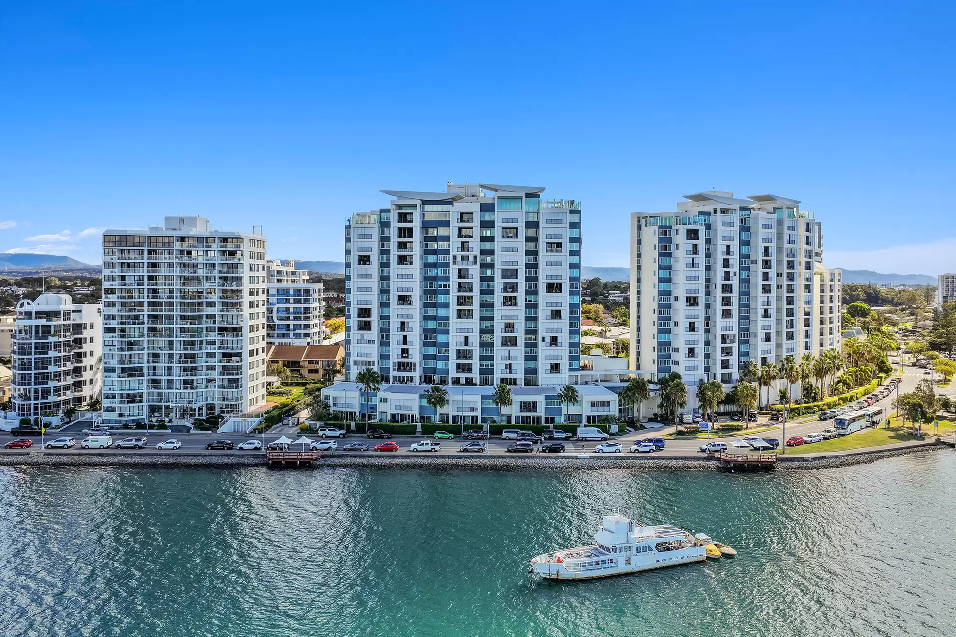 95/326 Marine Parade, Labrador Sold by Queensland Sotheby's International Realty - image 1